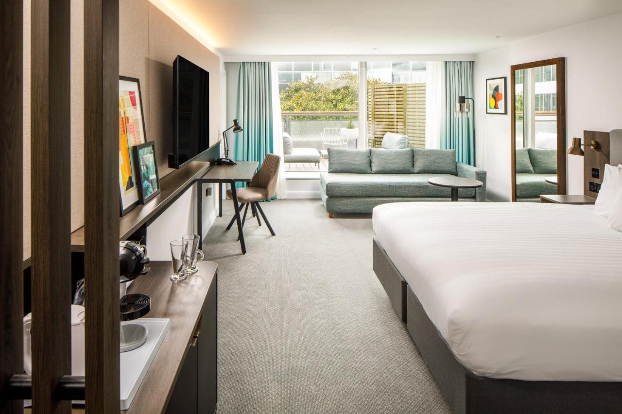 Premium Super King Room Balcony