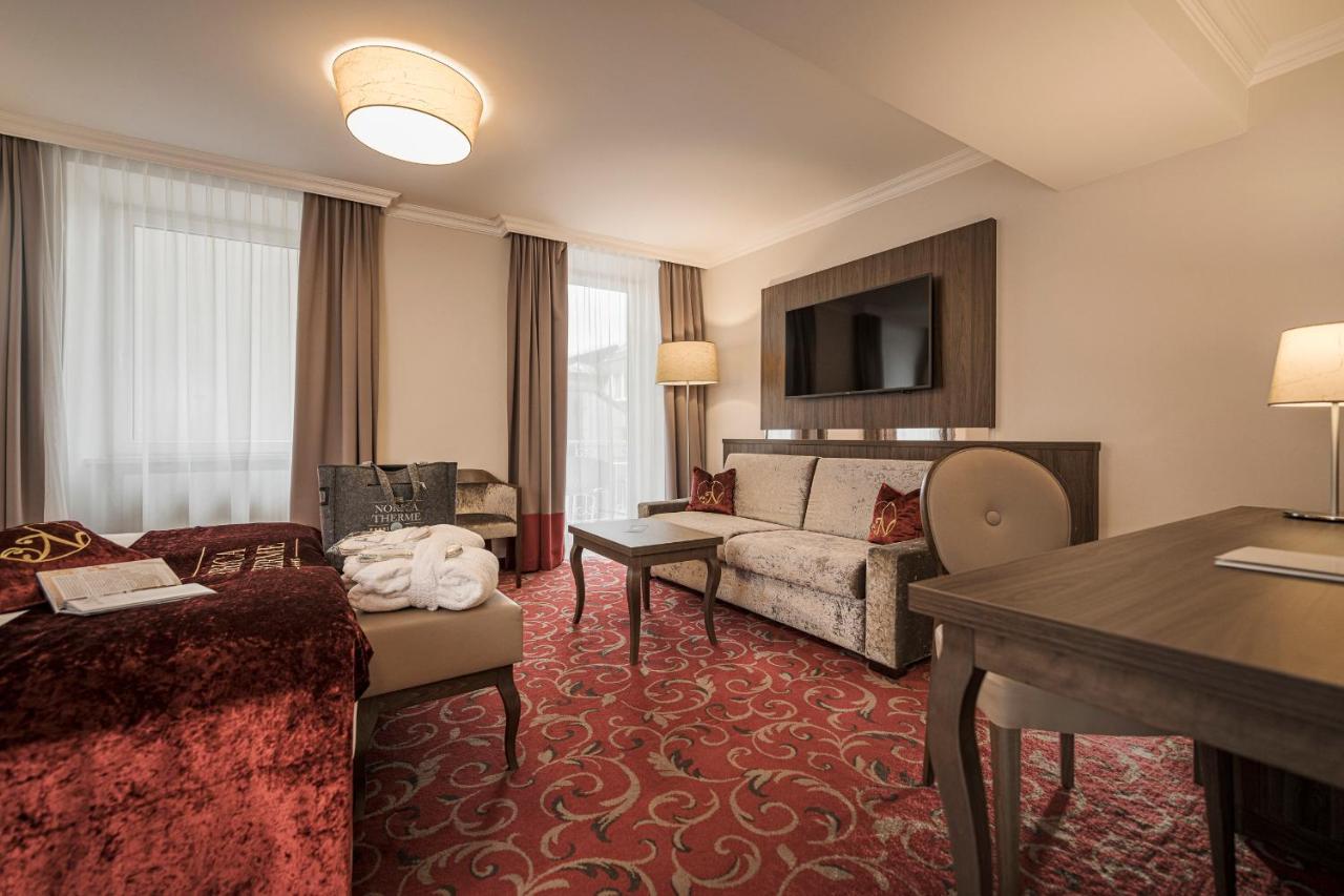 Double Room Balcony access to Alpentherme