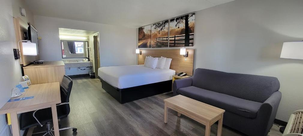 King Room - NonSmoking,1498757221:JPEG