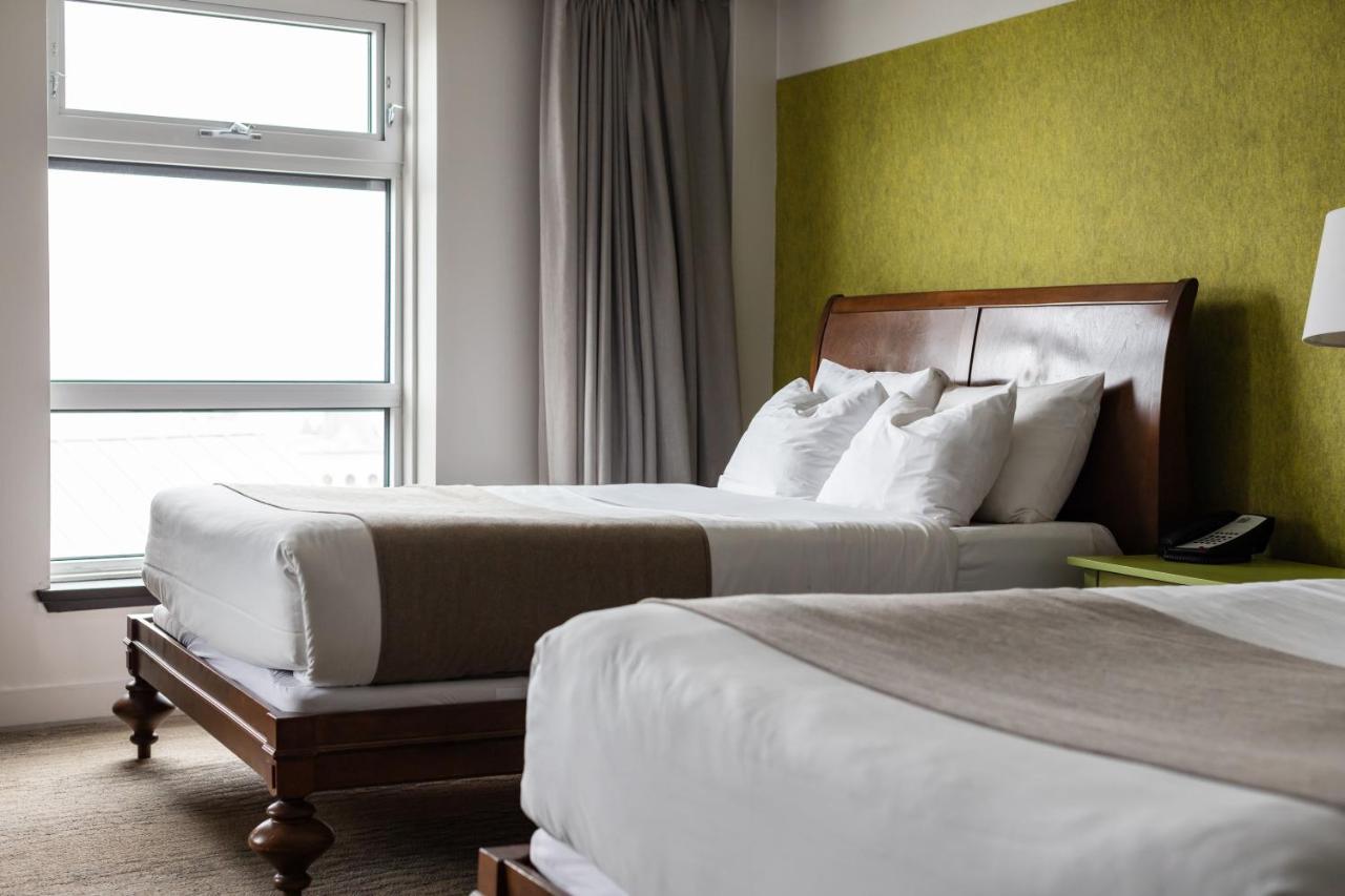 Deluxe Queen Room Two Queen Beds