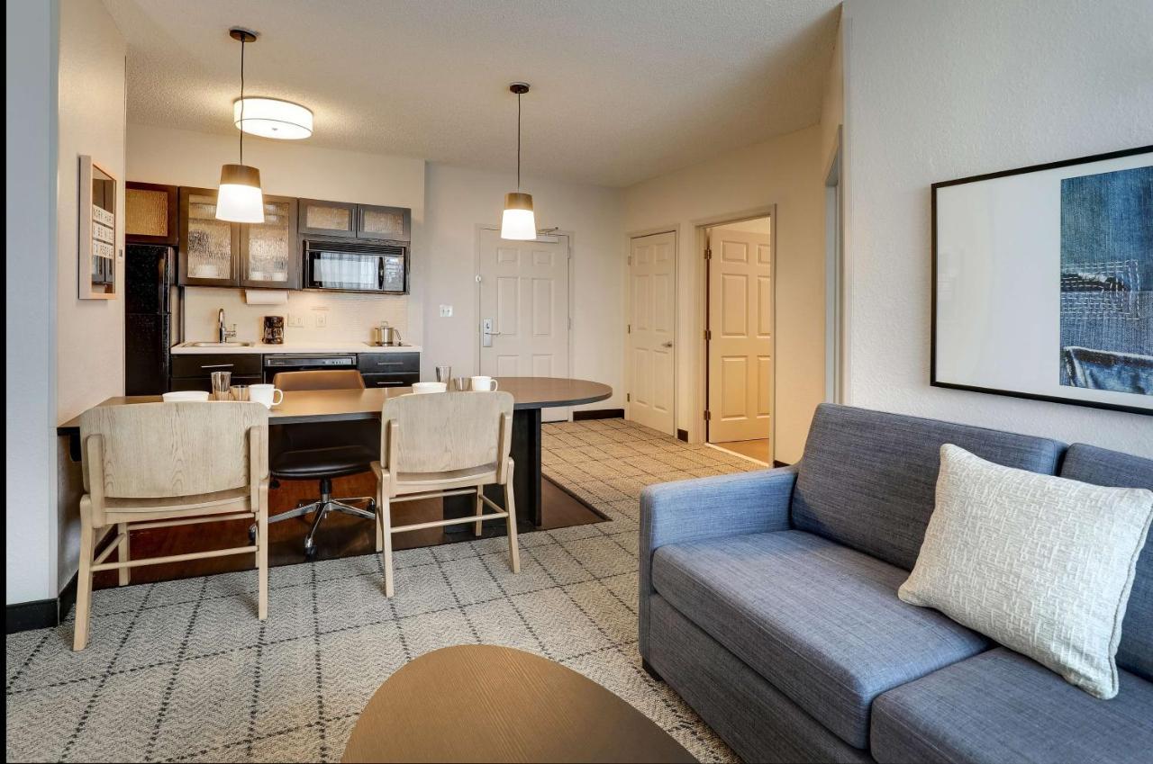 One-Bedroom King Suite Sofa Bed-Hearing Accessible