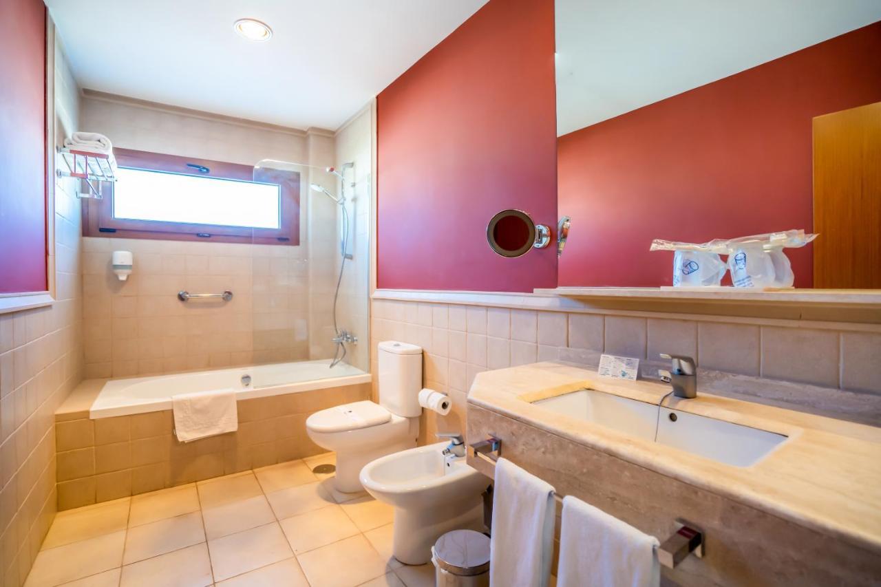 Triple Deluxe Room