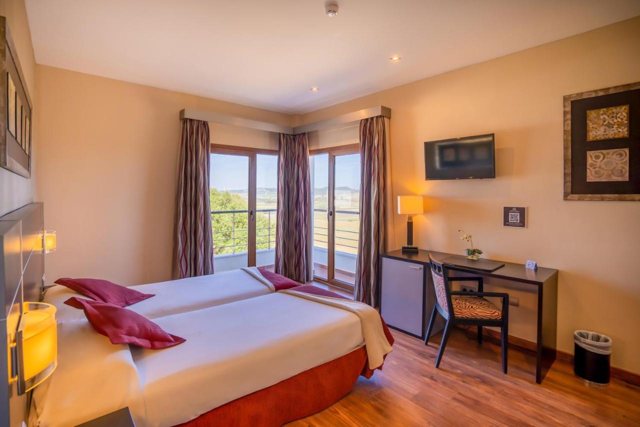 Triple Deluxe Room