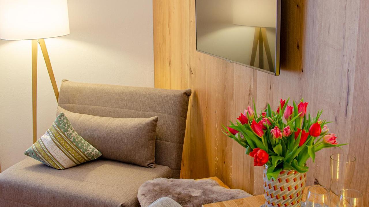 Double Room Domain