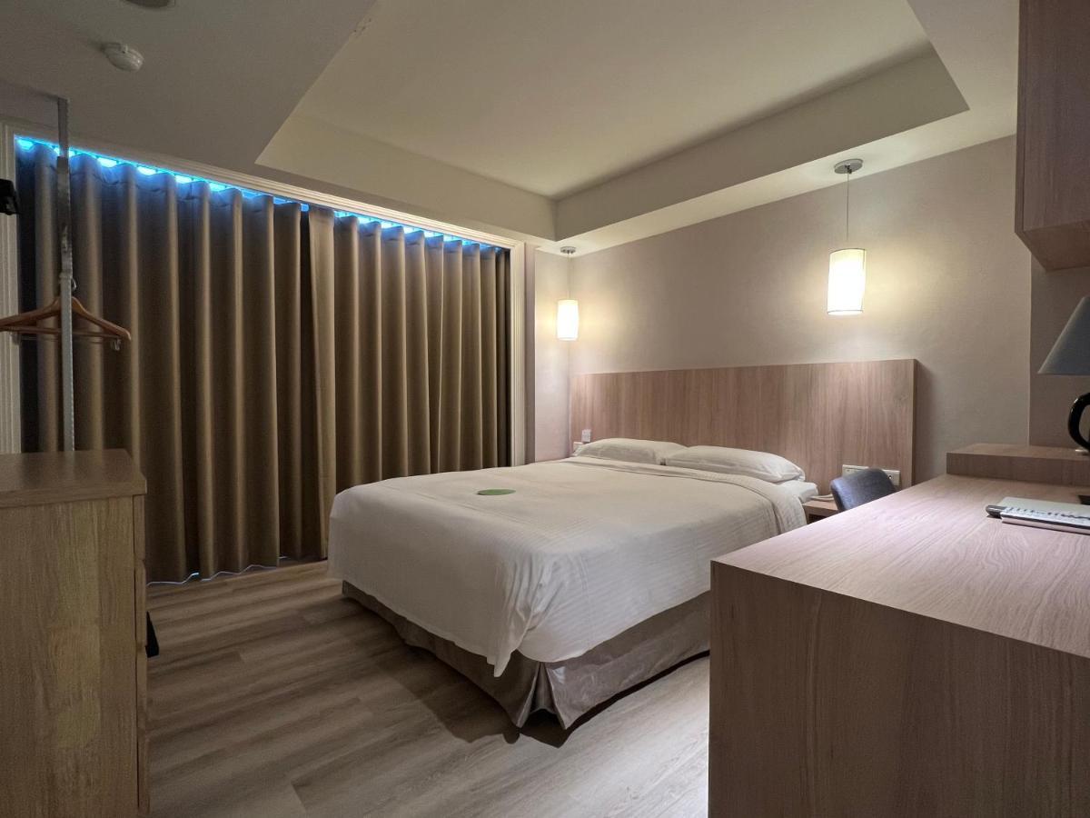 Business Double Room with Gym Access