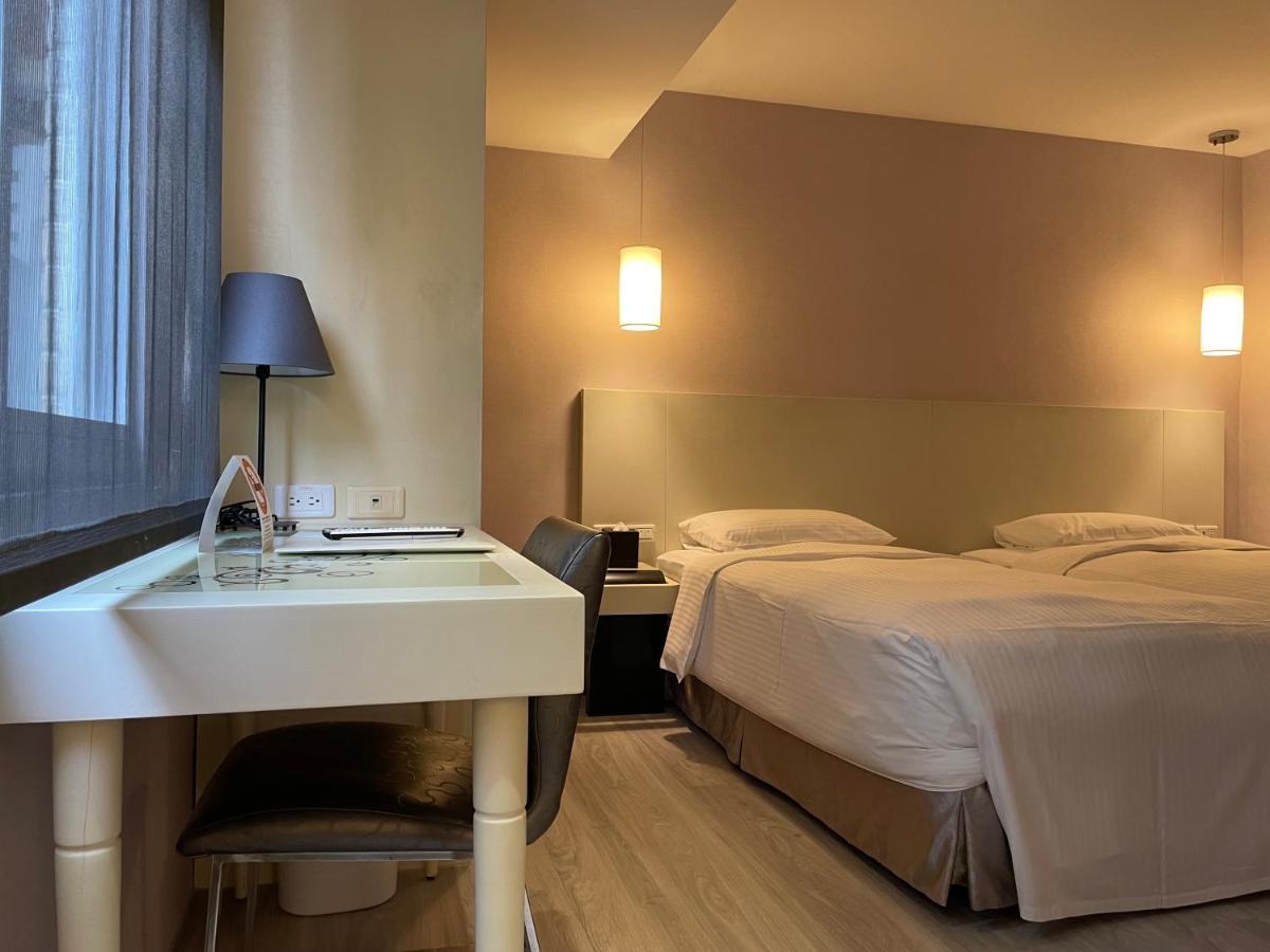 Deluxe Double or Twin Room