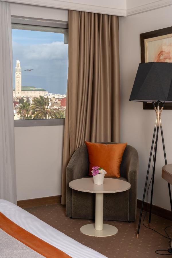 Deluxe Room Mosque View