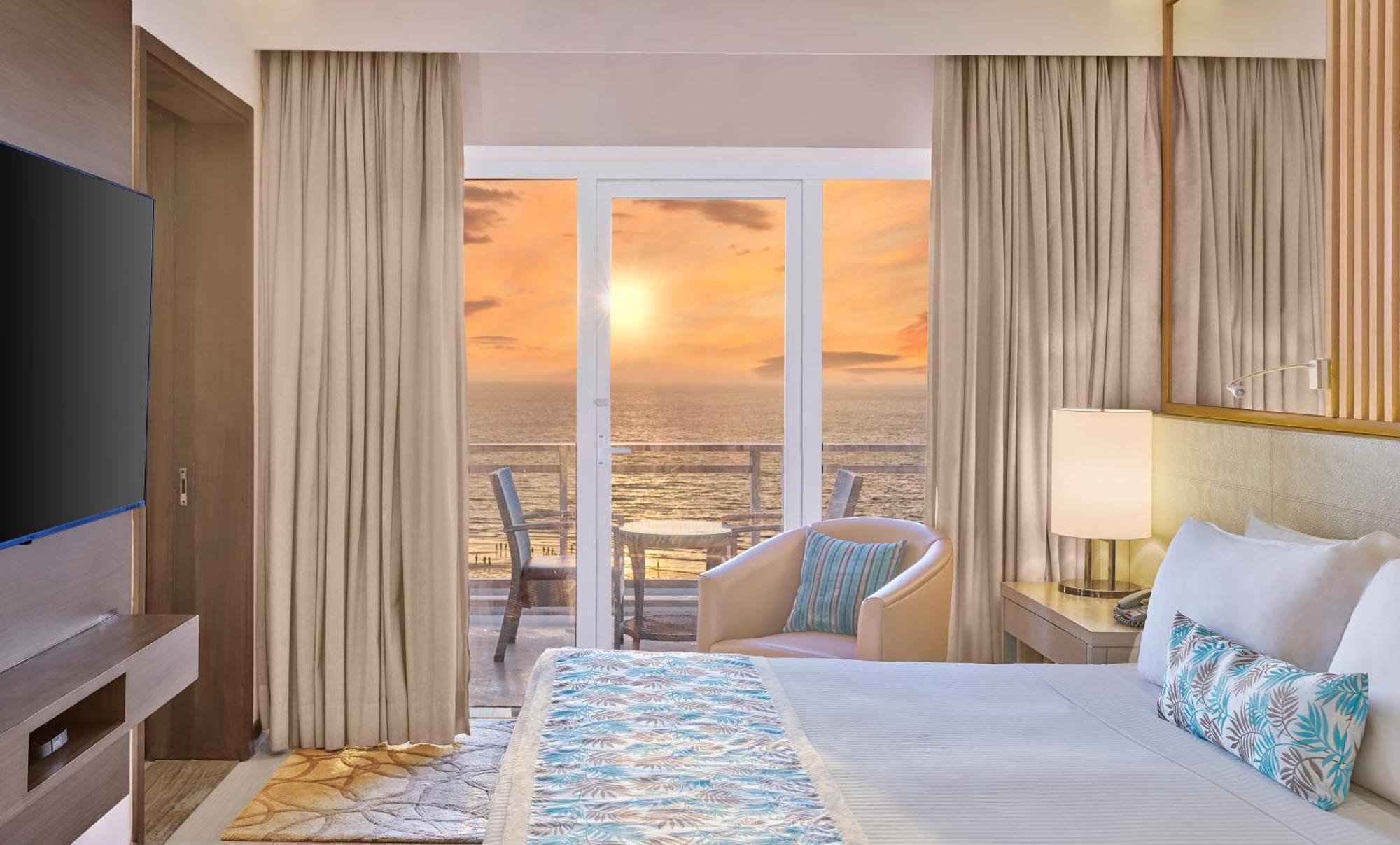 Sunset Suite terrace Balcony Complimentary Hi-Tea on Food & Beverages
