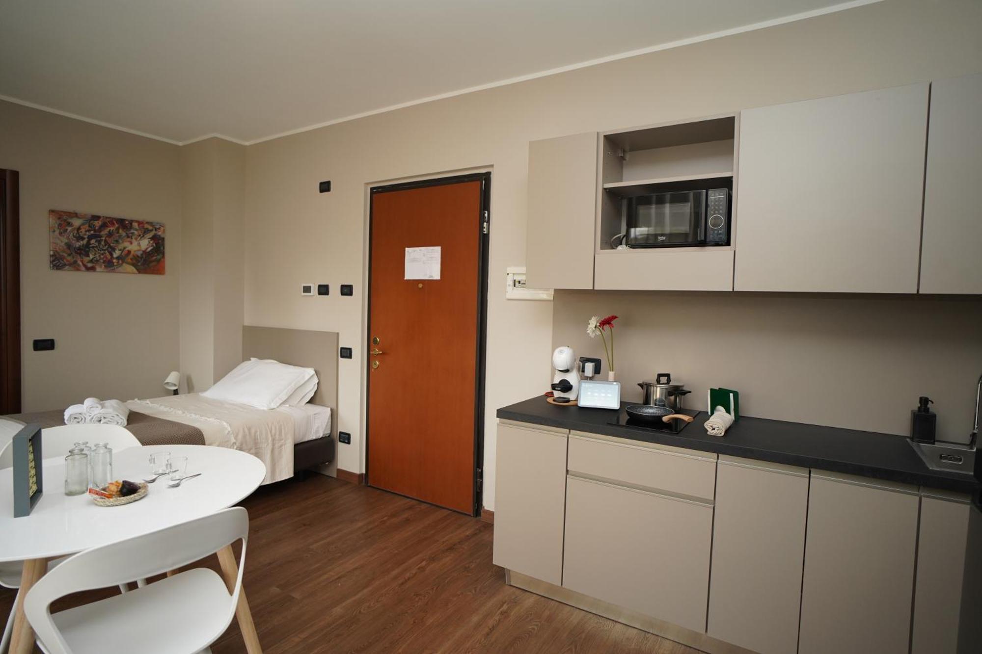 Single Room Balcony