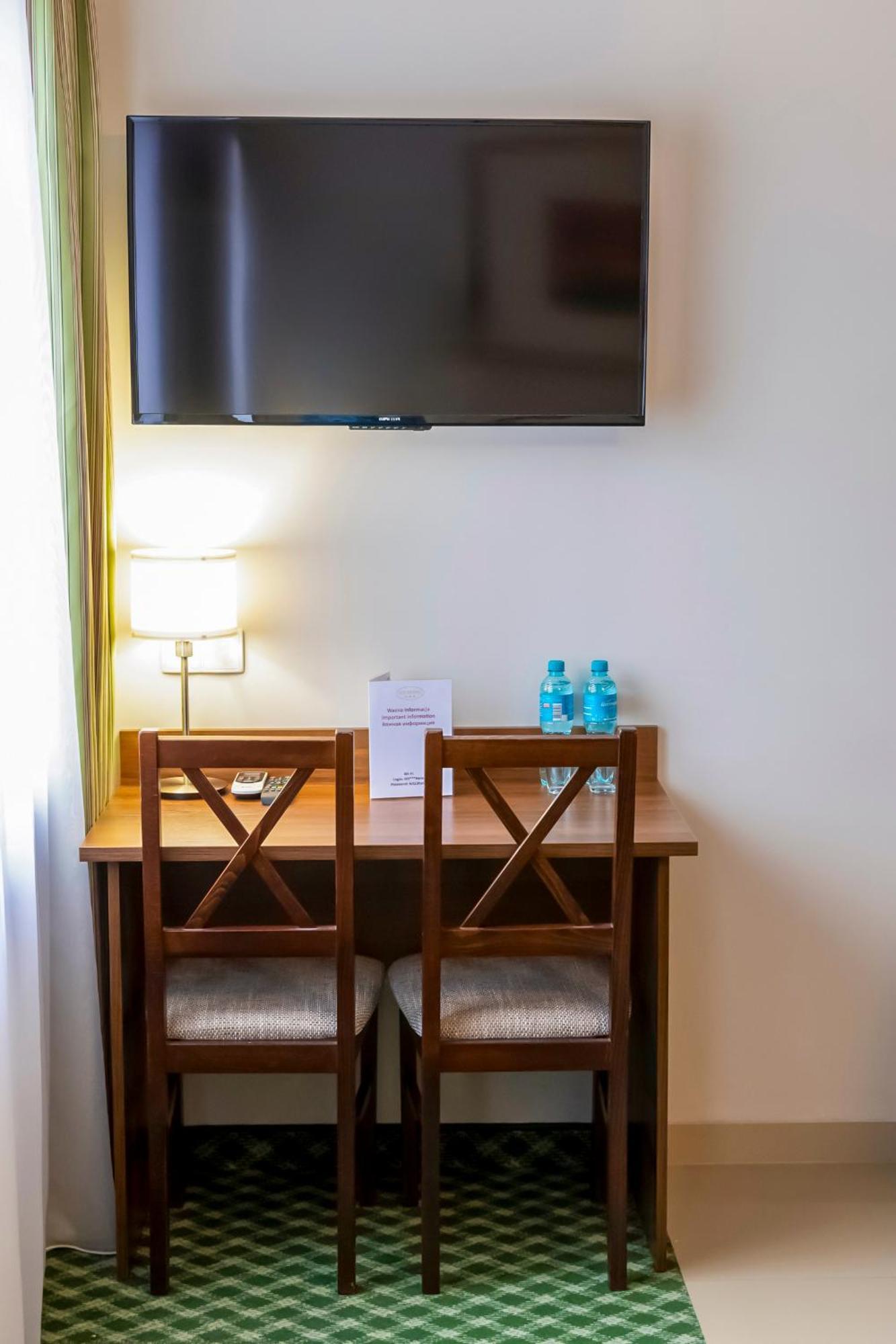 Studio A or C kitchenette