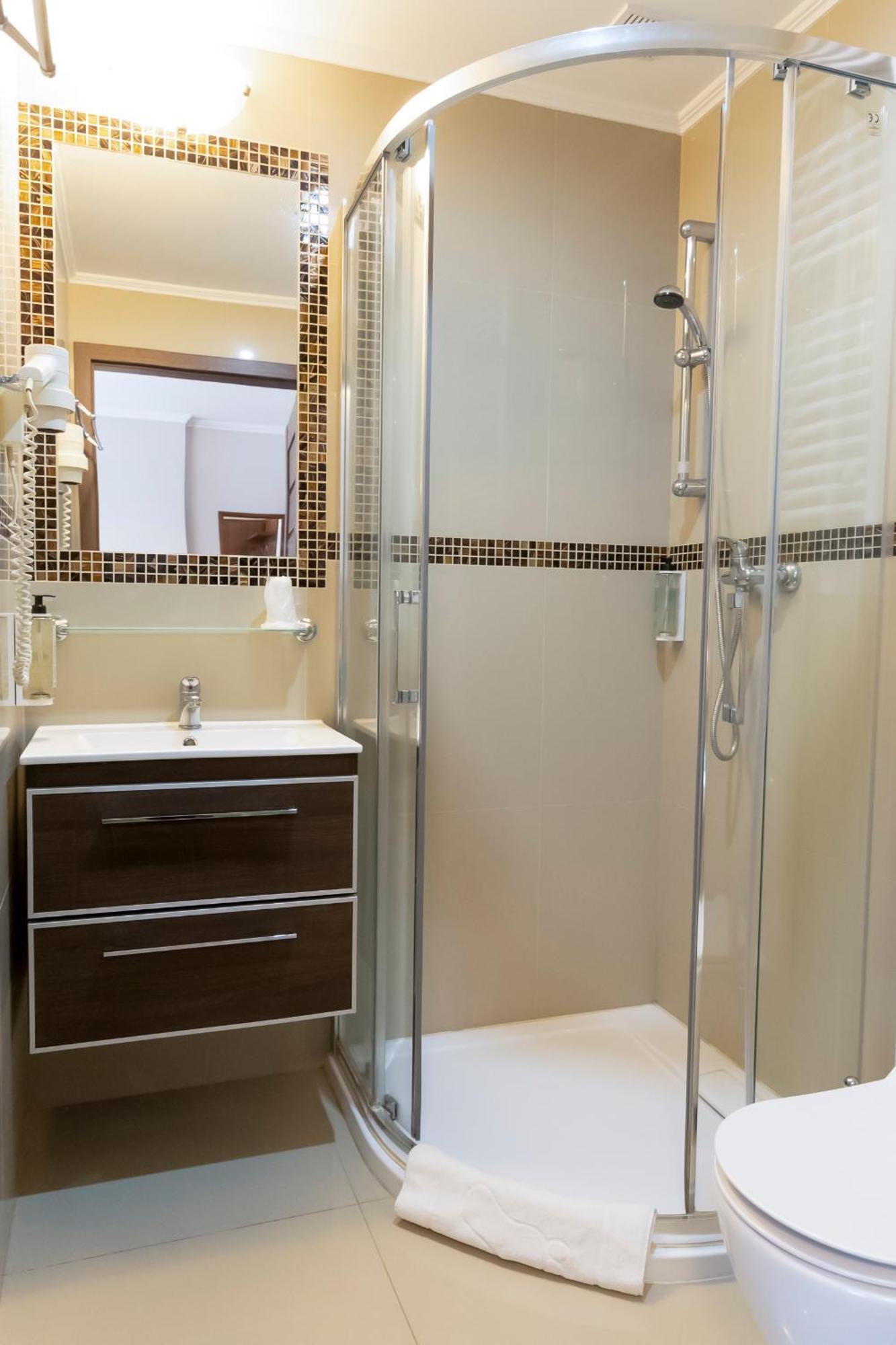 Studio A or C kitchenette