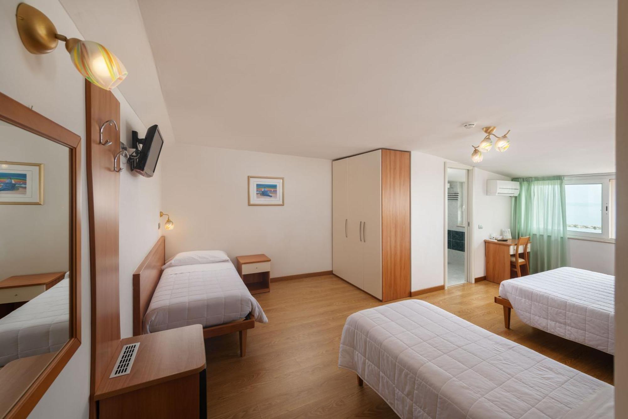 Family Room Sea View