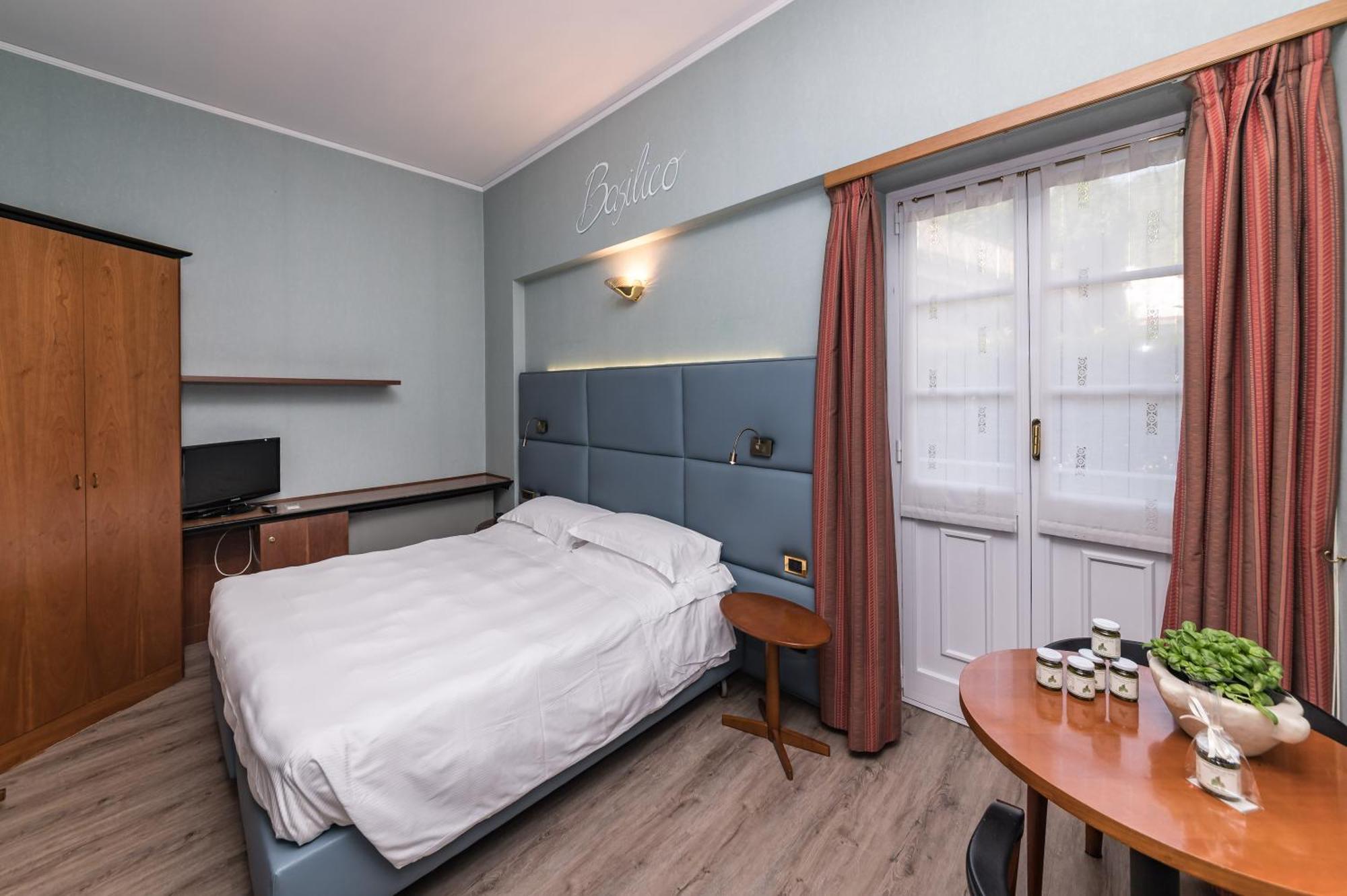 Double or Twin Room Balcony