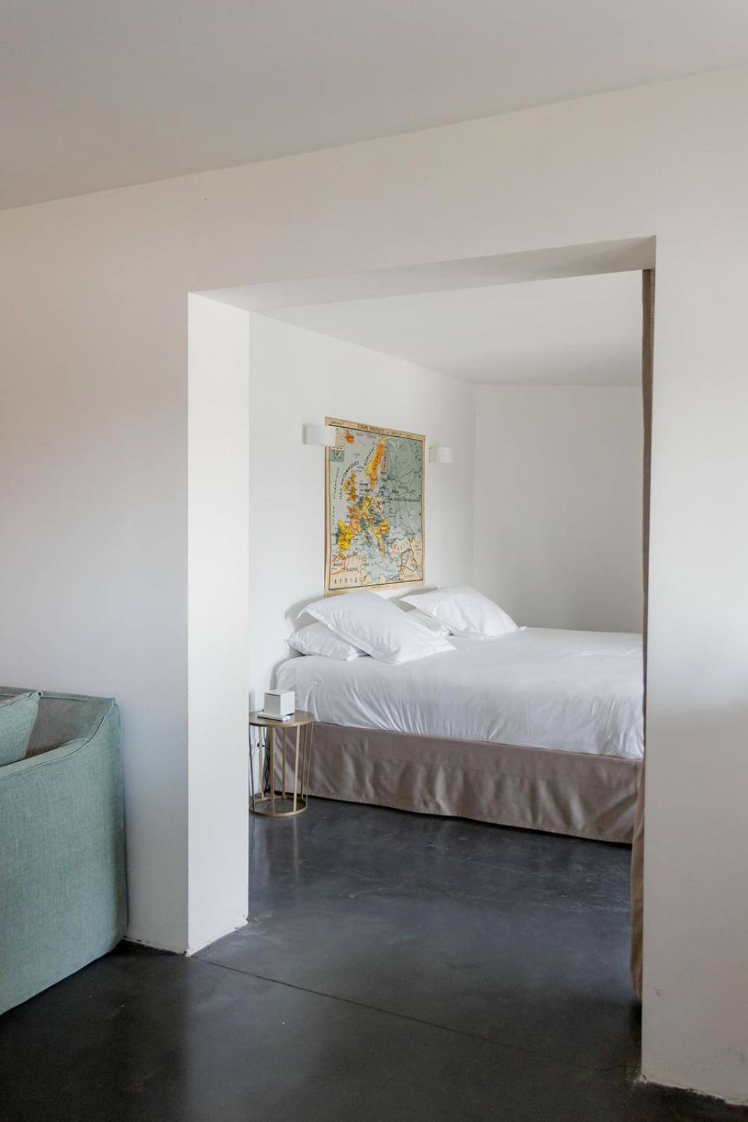 Premium Suite,1499015557:JPEG