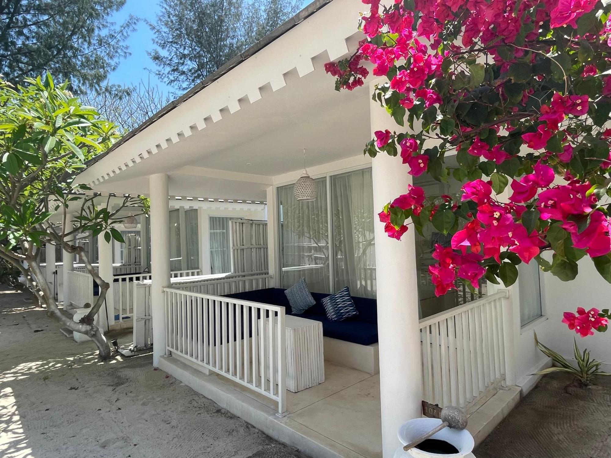 Beach Bungalow Nature View