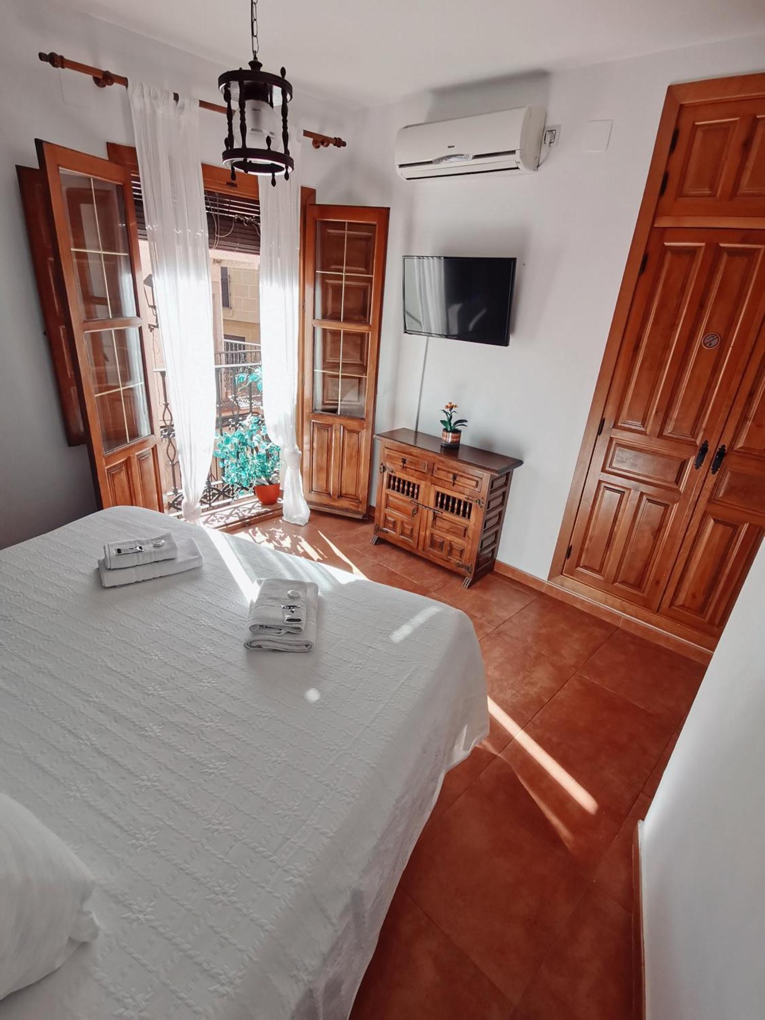 Habitación Doble con baño - 1 o 2 camas