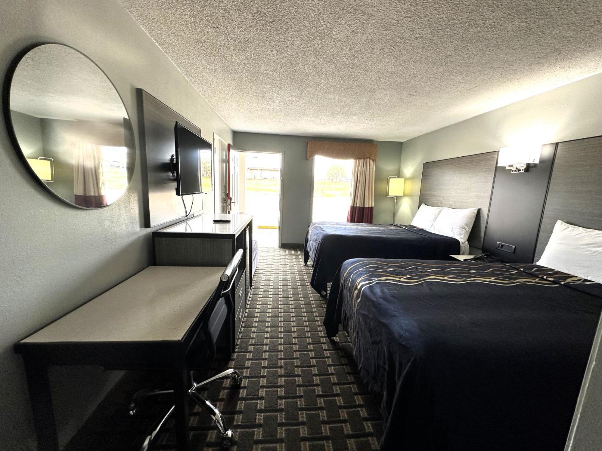 Double Room Two Double Beds Non-Smoking