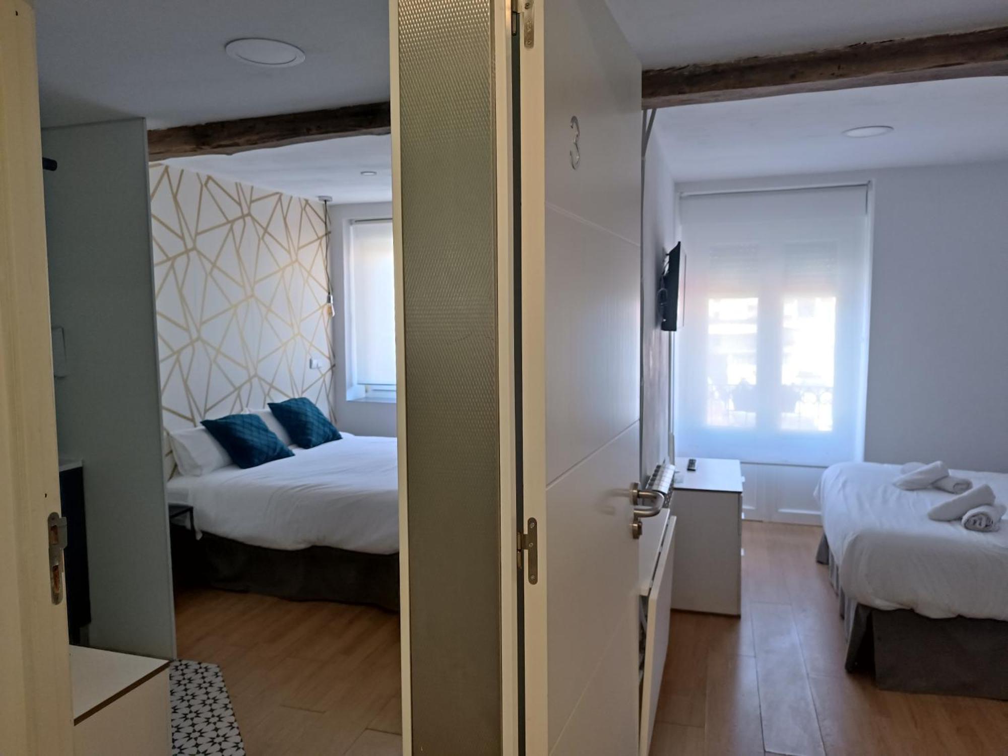 Double Room Shared Toilet