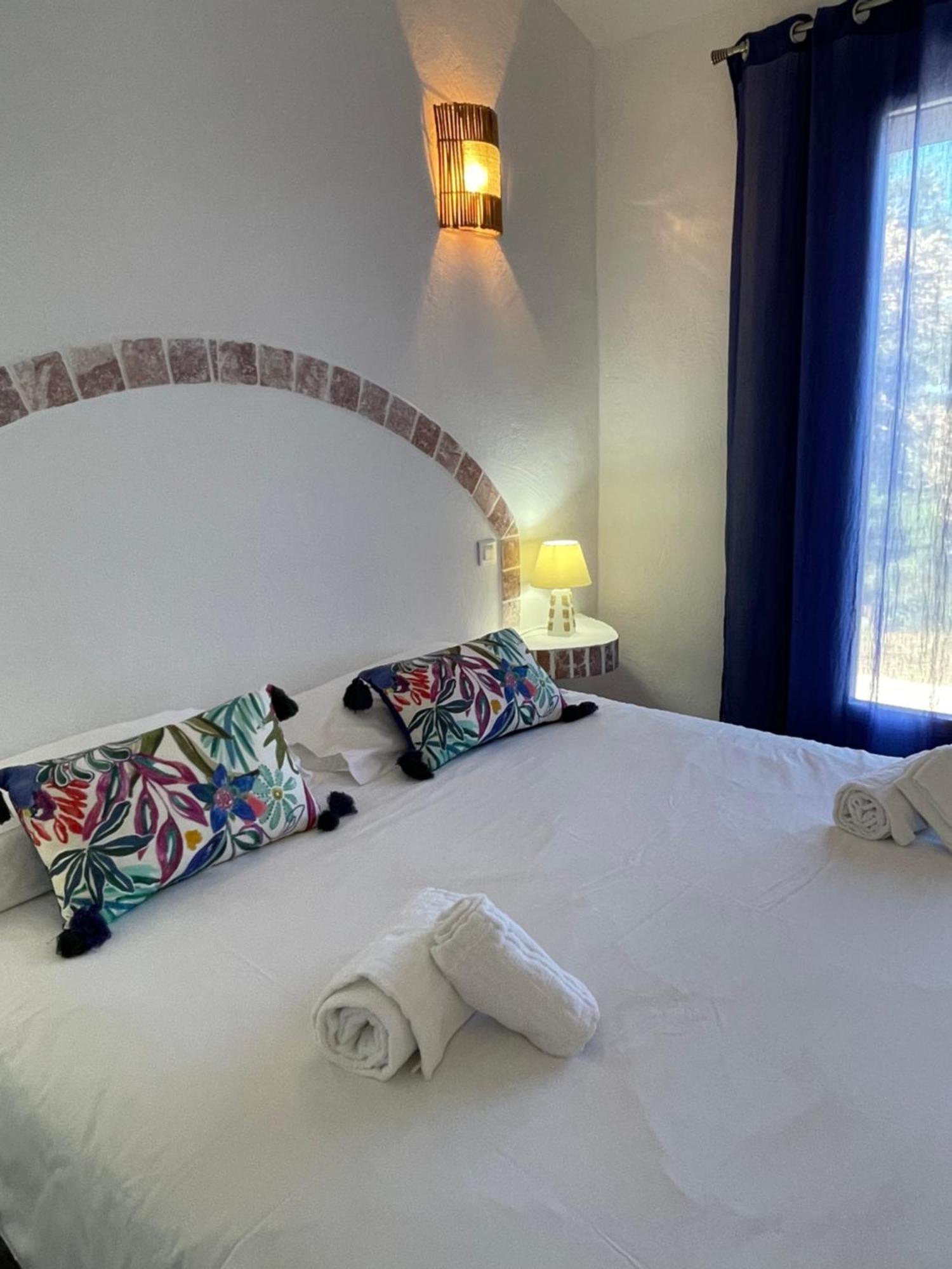 One-Bedroom Villa Sea View