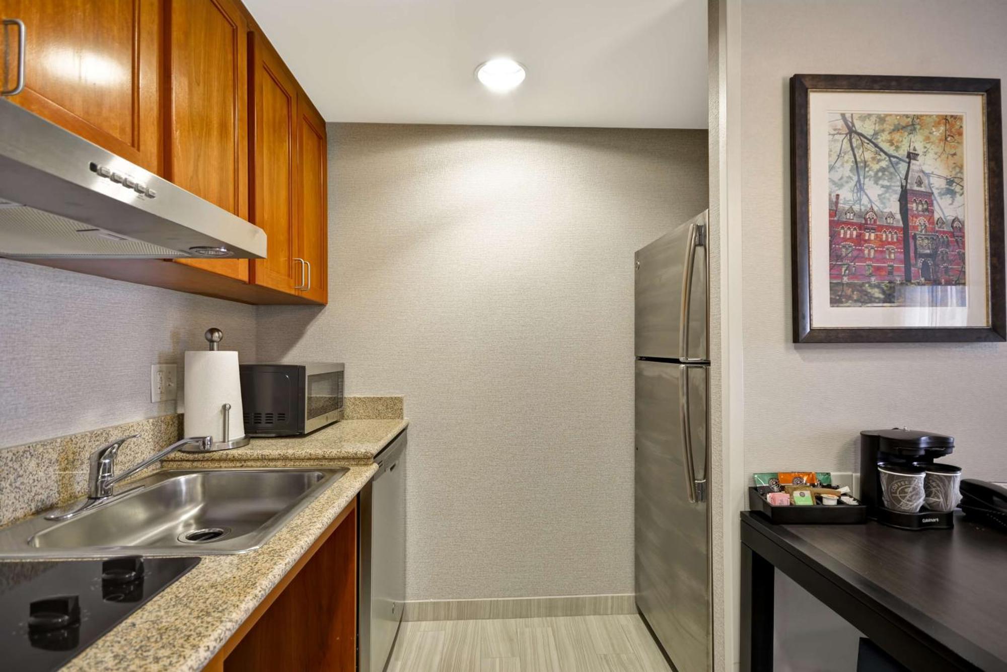 King Studio Suite Hearing Access or Non-Smoking