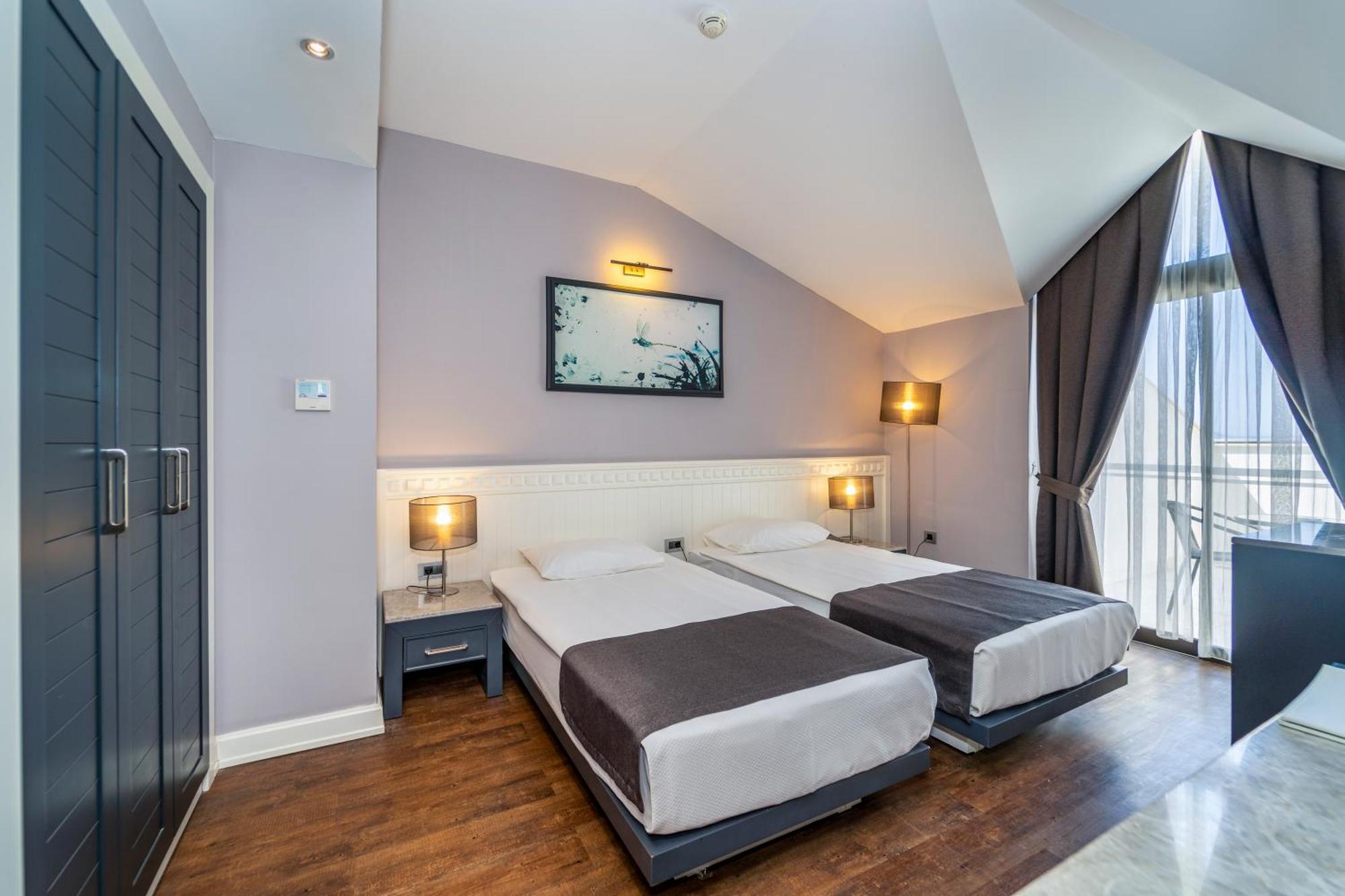 Doppelzimmer mit Poolblick