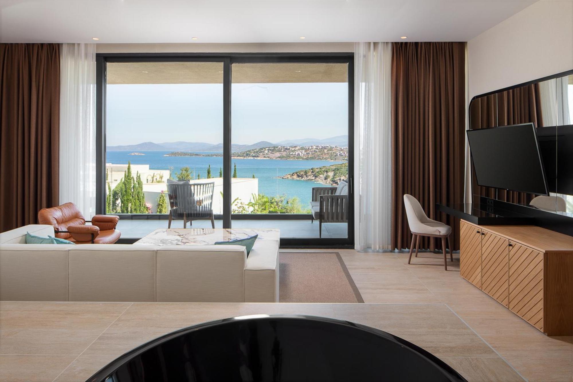 Grand Suite mit Kingsize-Bett und Meerblick