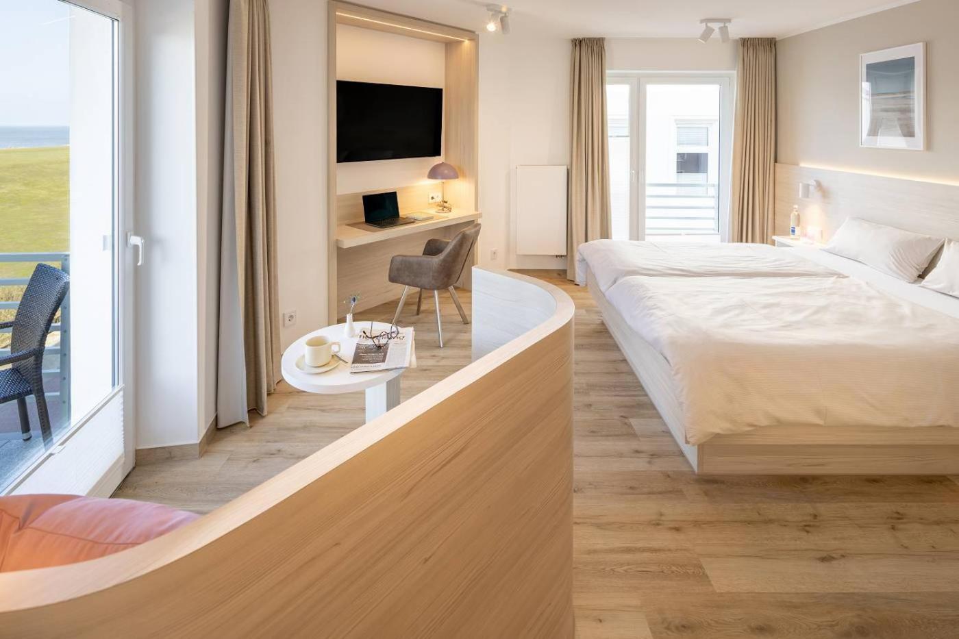 Deluxe Doppelzimmer mit Balkon und Meerblick