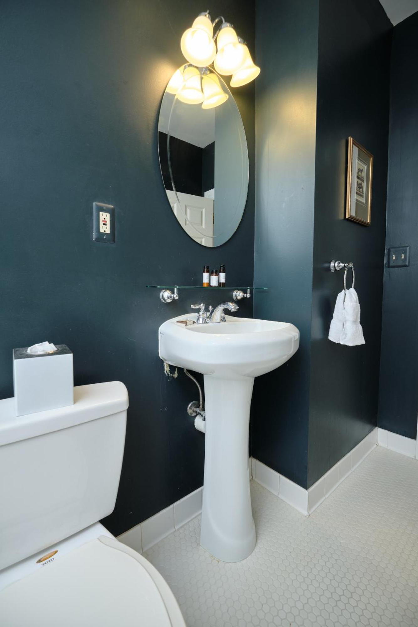 Queen Suite