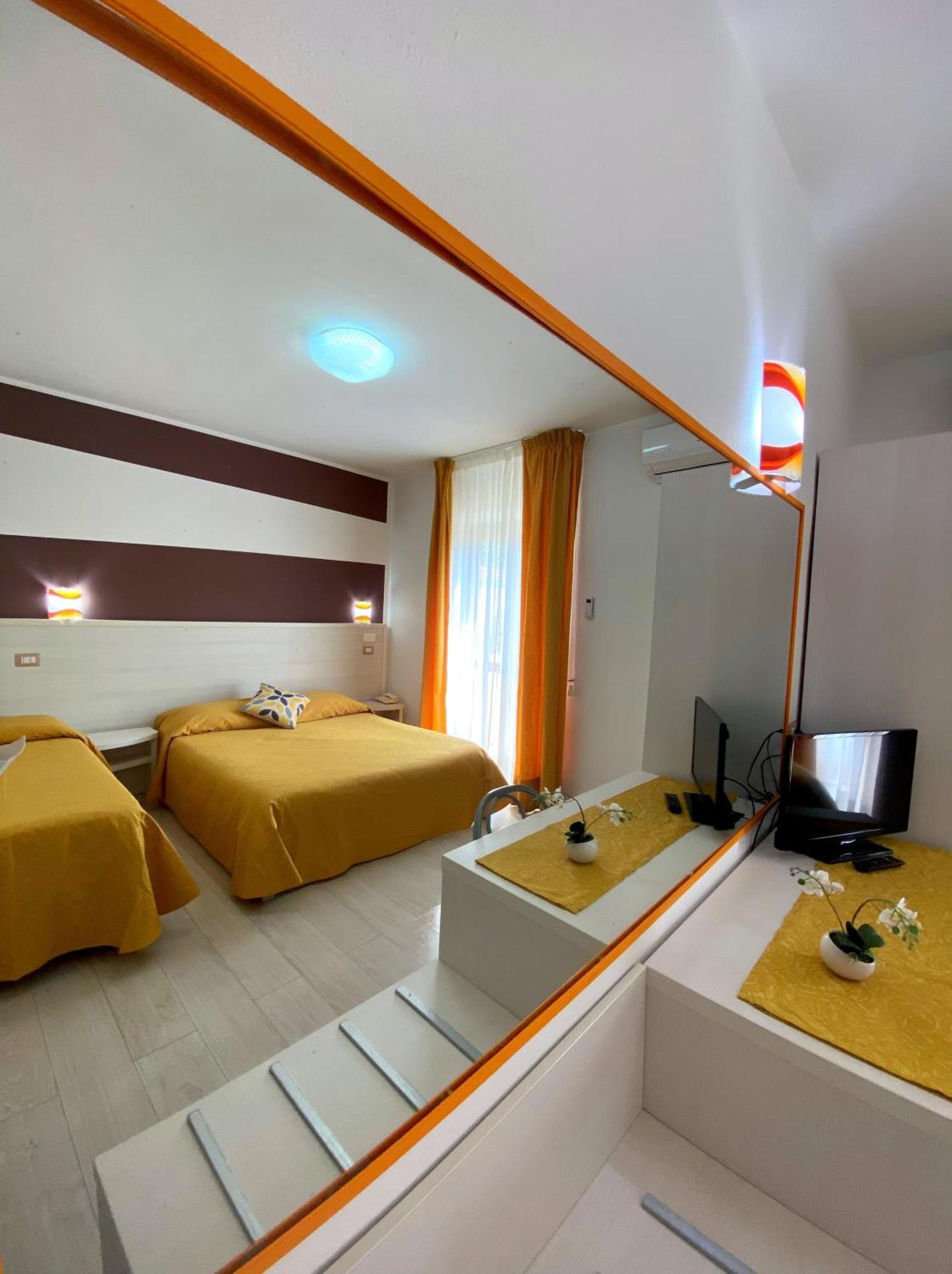 Standard Double or Twin Room Balcony