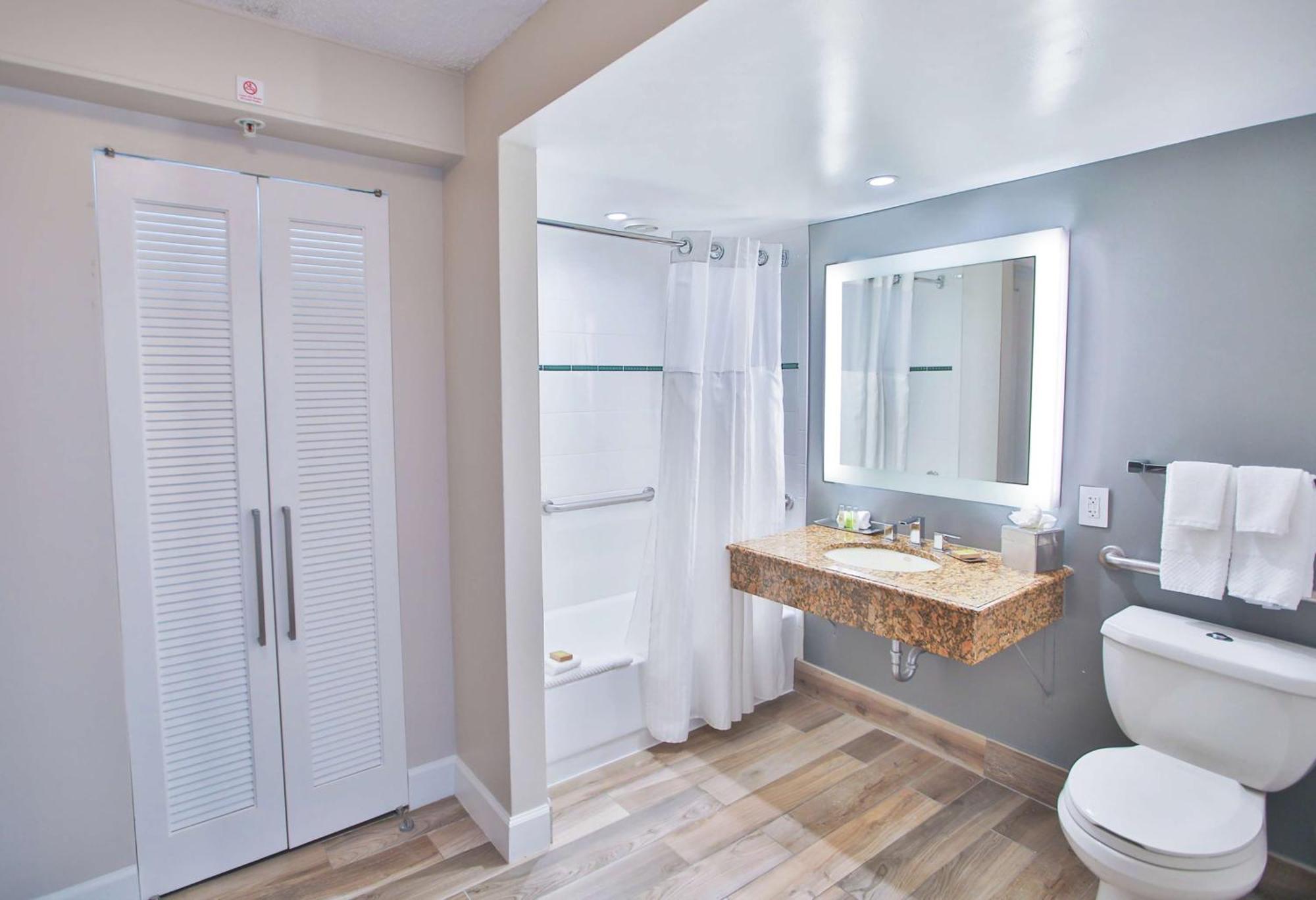 Double Room Two Double Beds Bath Tub Disability Access or Non-Smoking