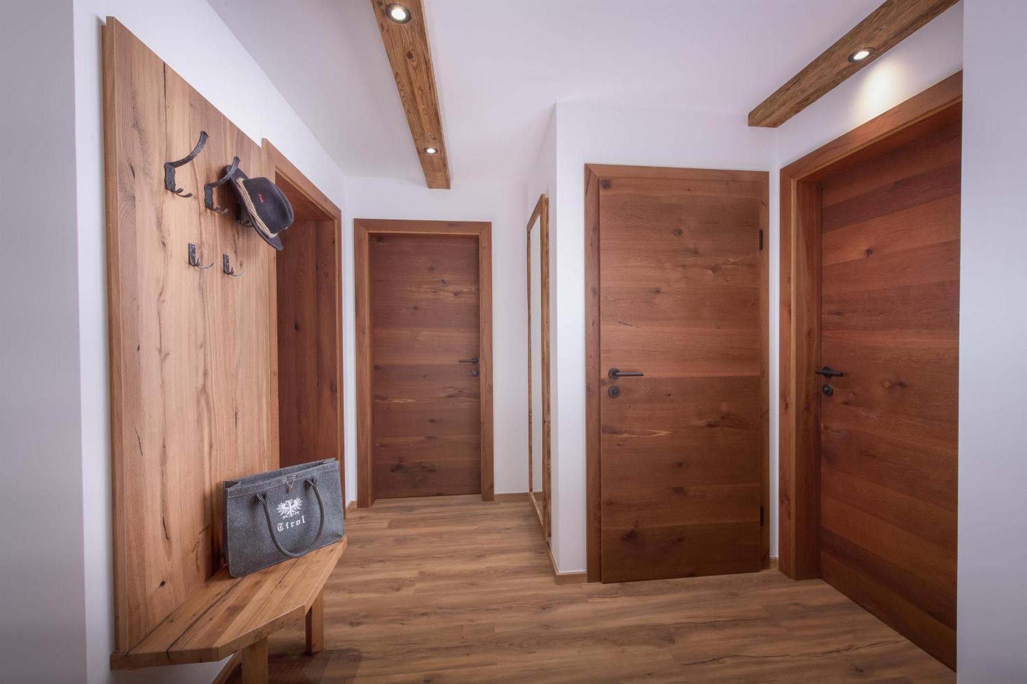Three-Bedroom Apartment Shower