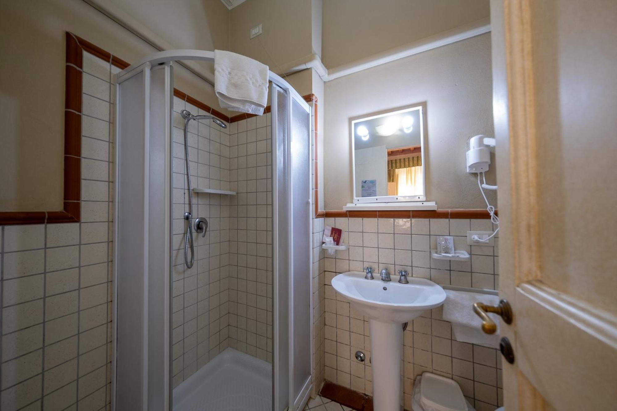 Budget Single Room