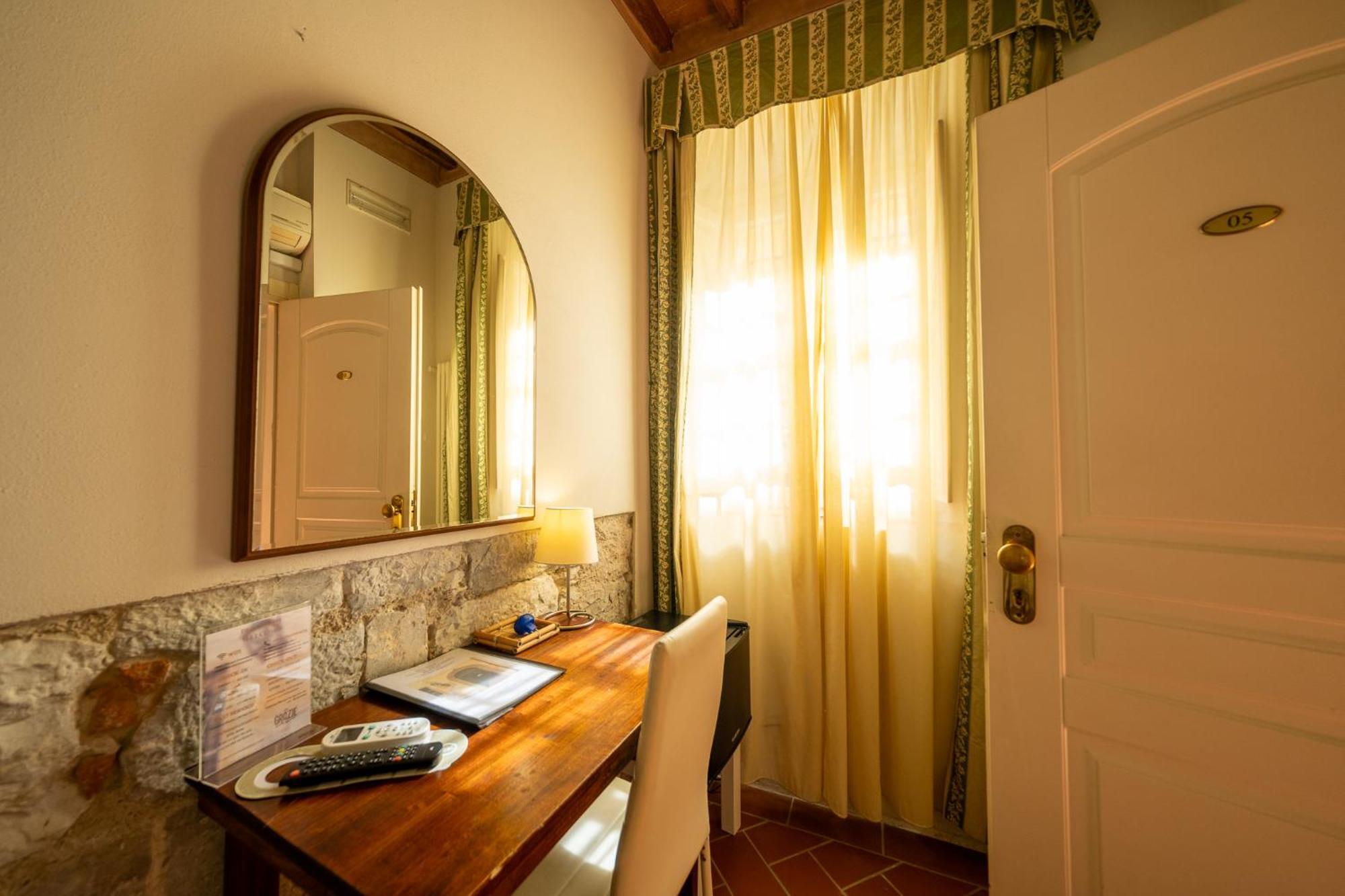 Budget Single Room