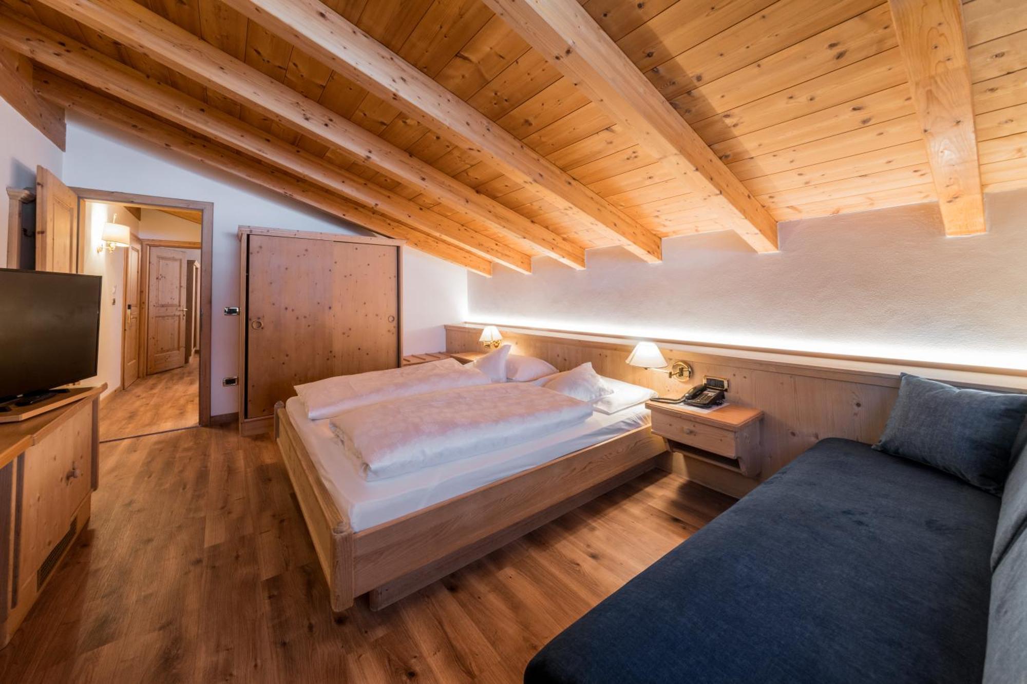 Comfort Two Connecting Rooms