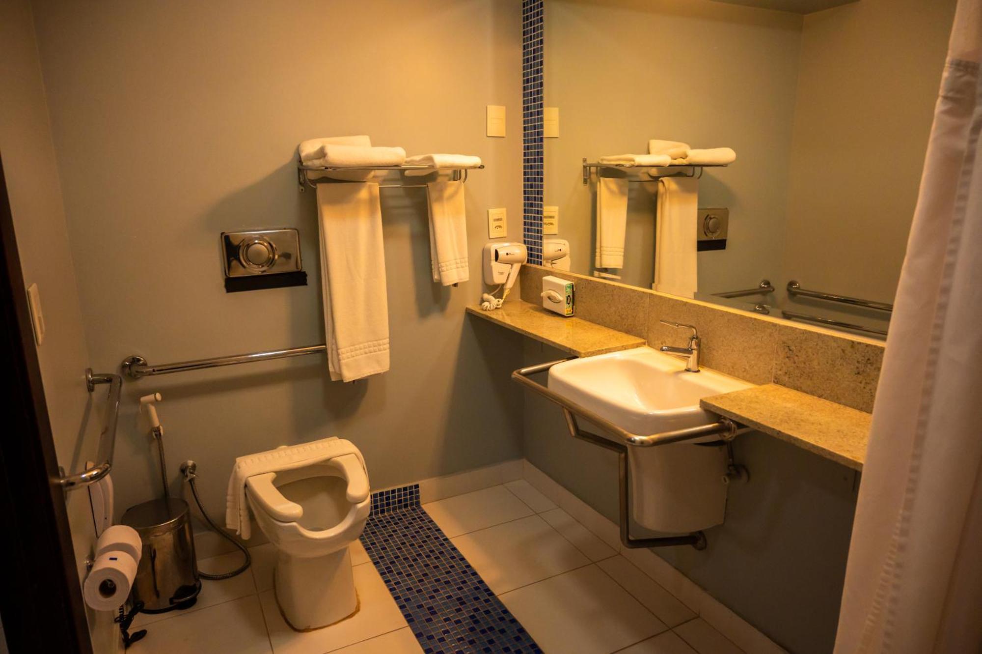 King Room Disability Access or Non-Smoking