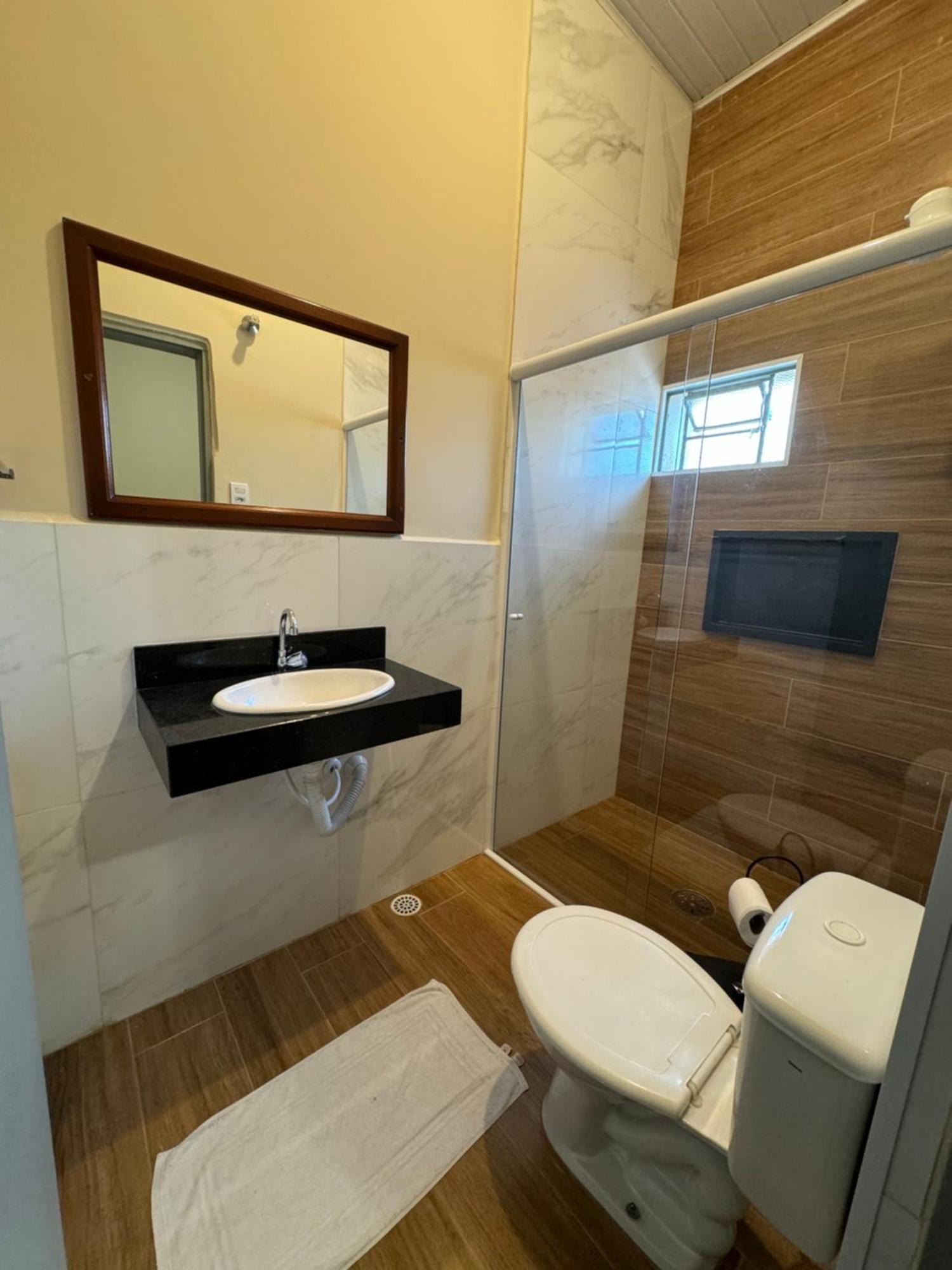 Quarto Standard com Cama Queen-size