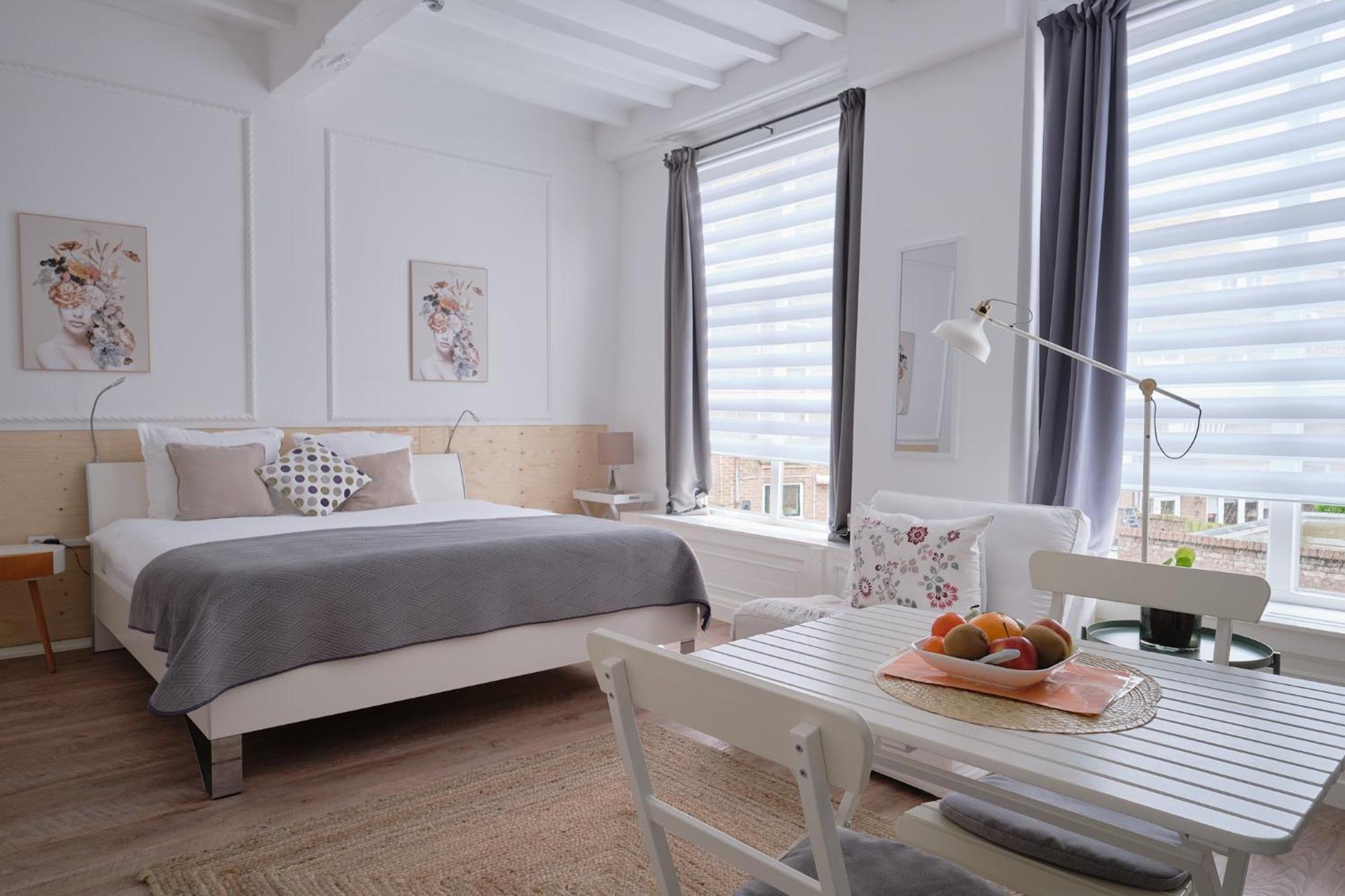 Double Room Private Bathroom