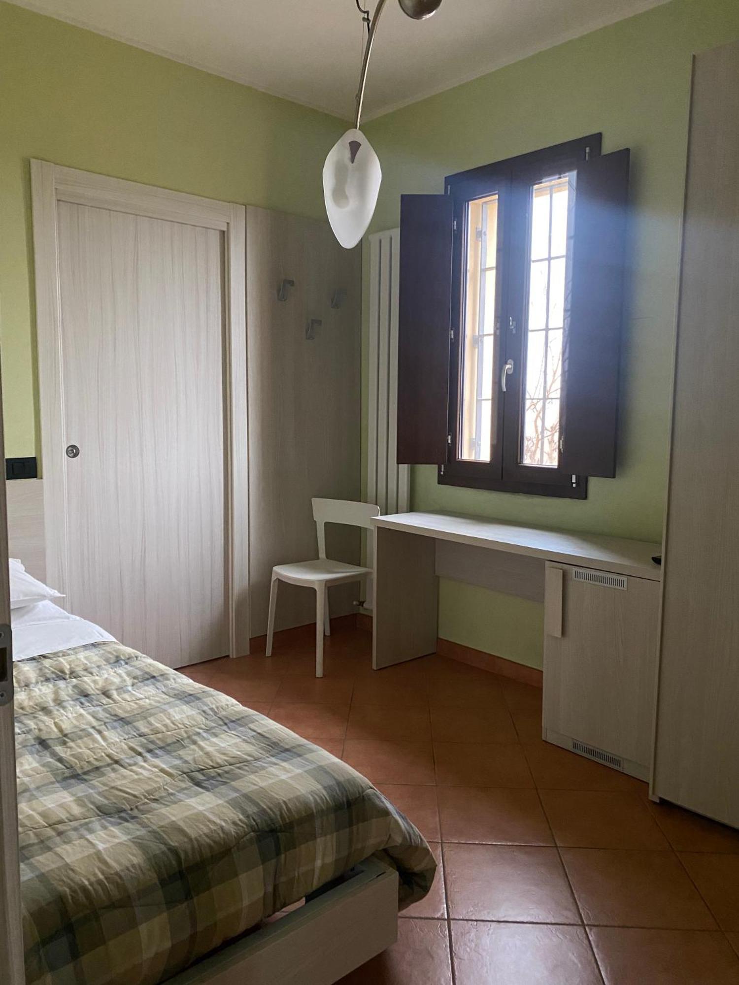 Single Room Private Bathroom