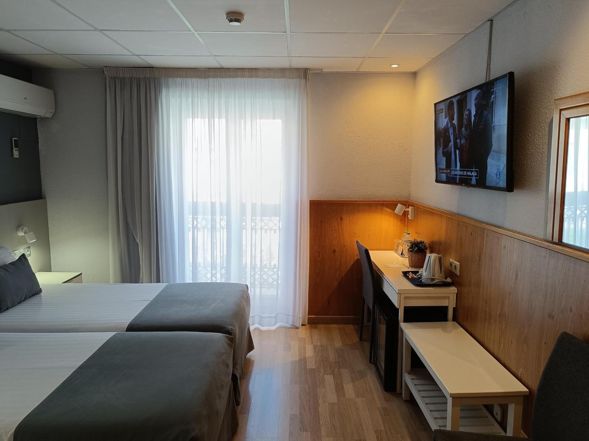 Superior Twin Room City View