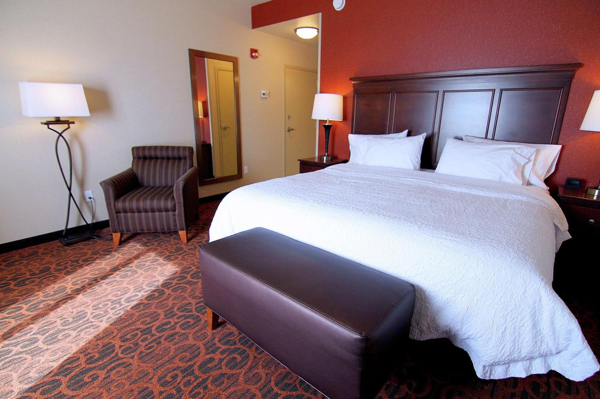 King Room King Bed Non-Smoking