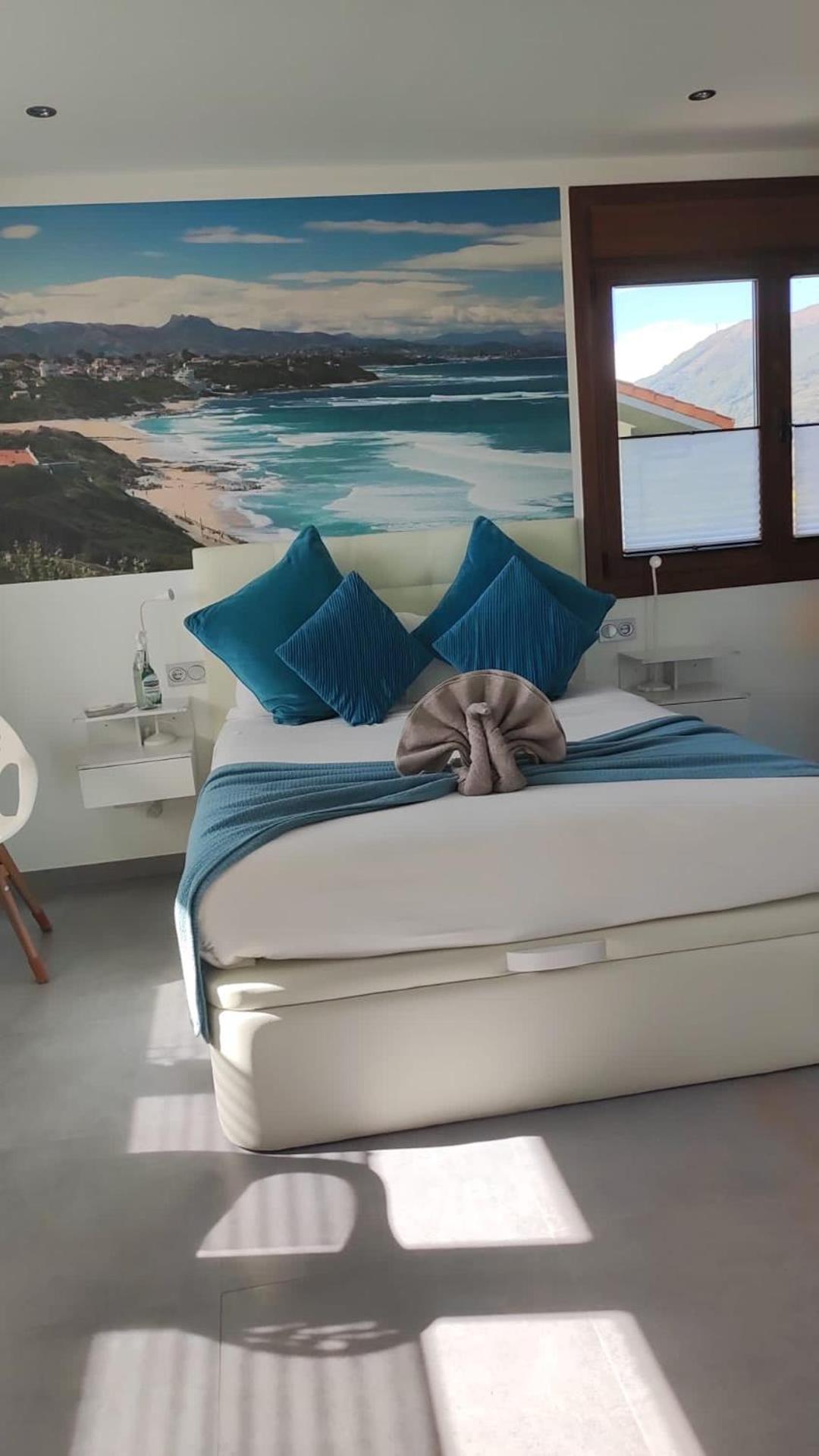 Double Room Private Bathroom