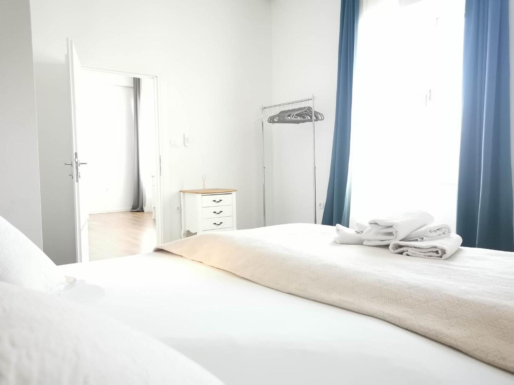 Two-Bedroom Apartment,1500107992:JPEG
