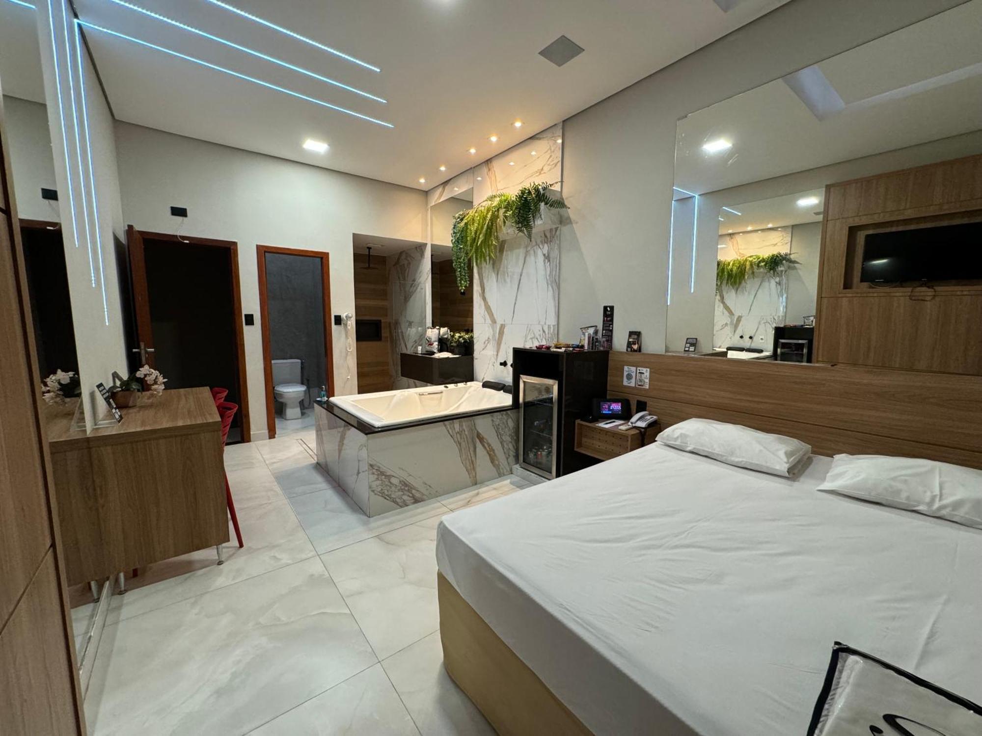 Superior Room Internal Spa Bath