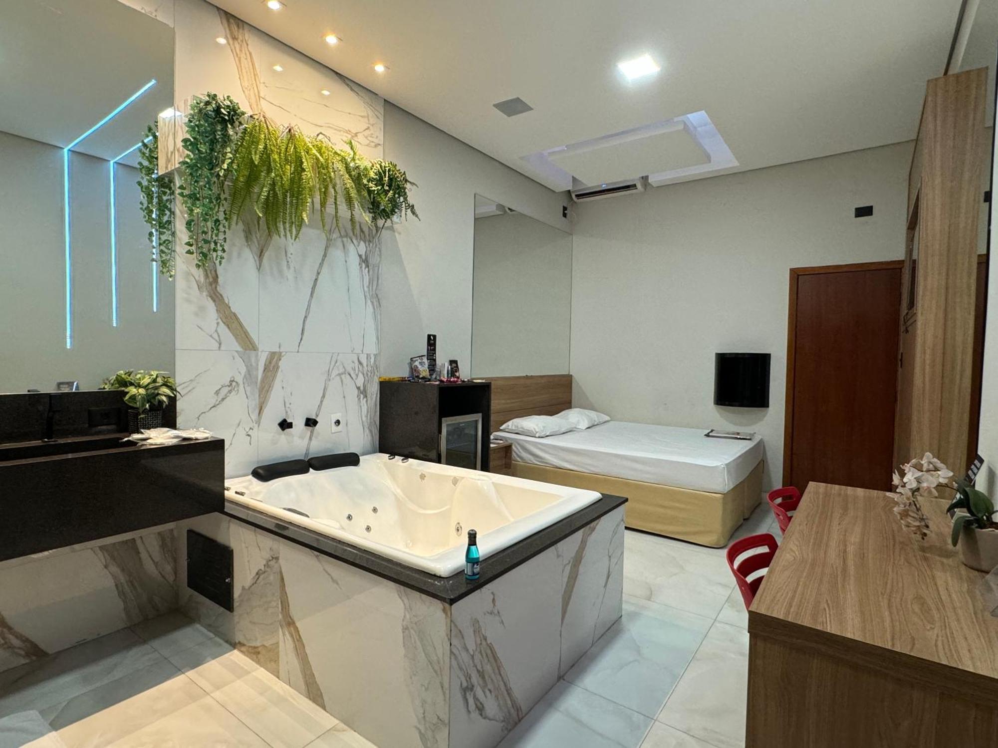 Superior Room Internal Spa Bath