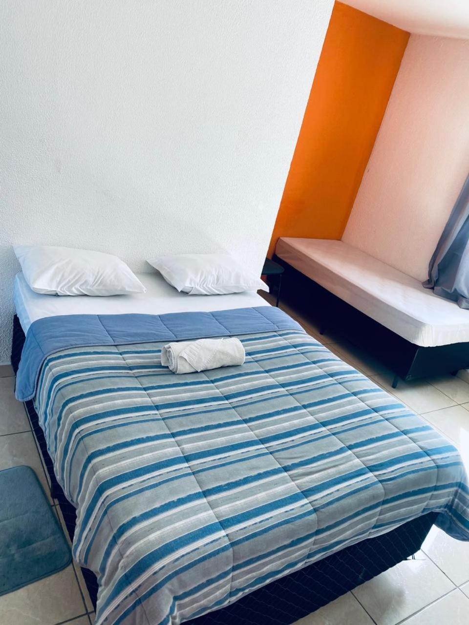 Basic Triple Room