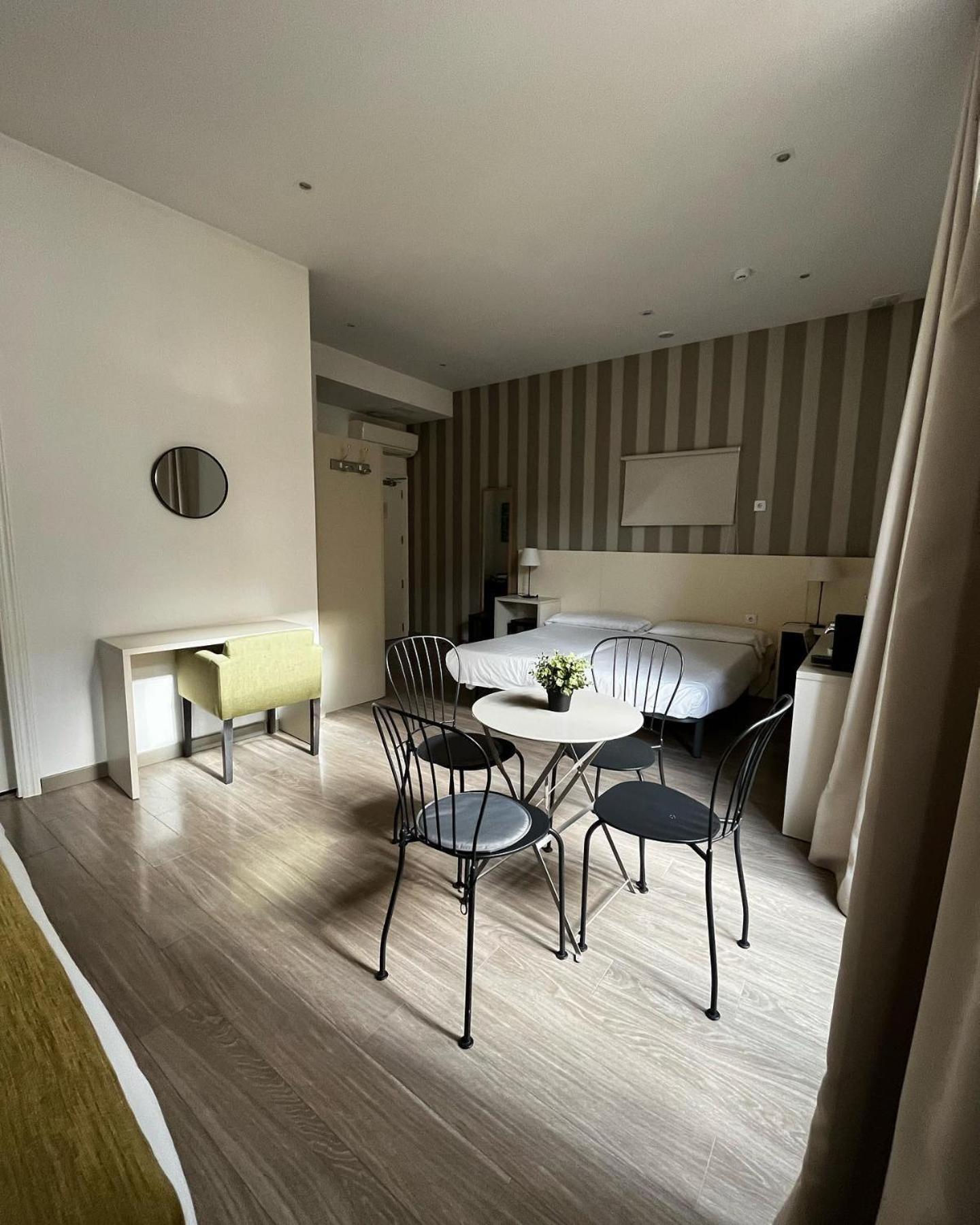 Premium Quadruple Room