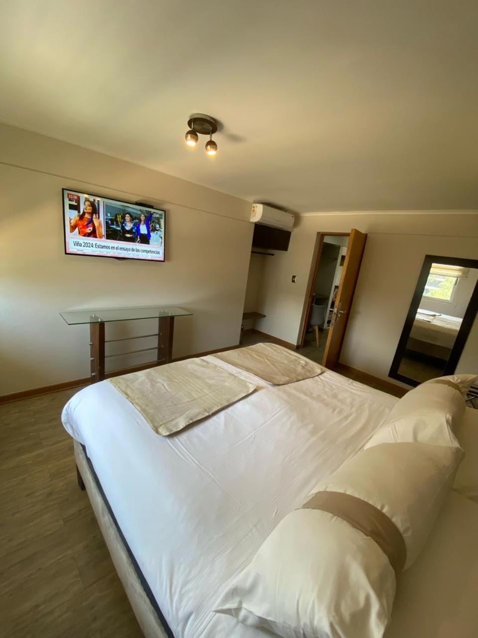 Familiar Suite