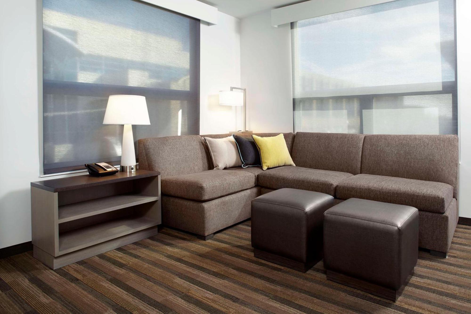 Specialty King Suite Kitchen Sofa Bed