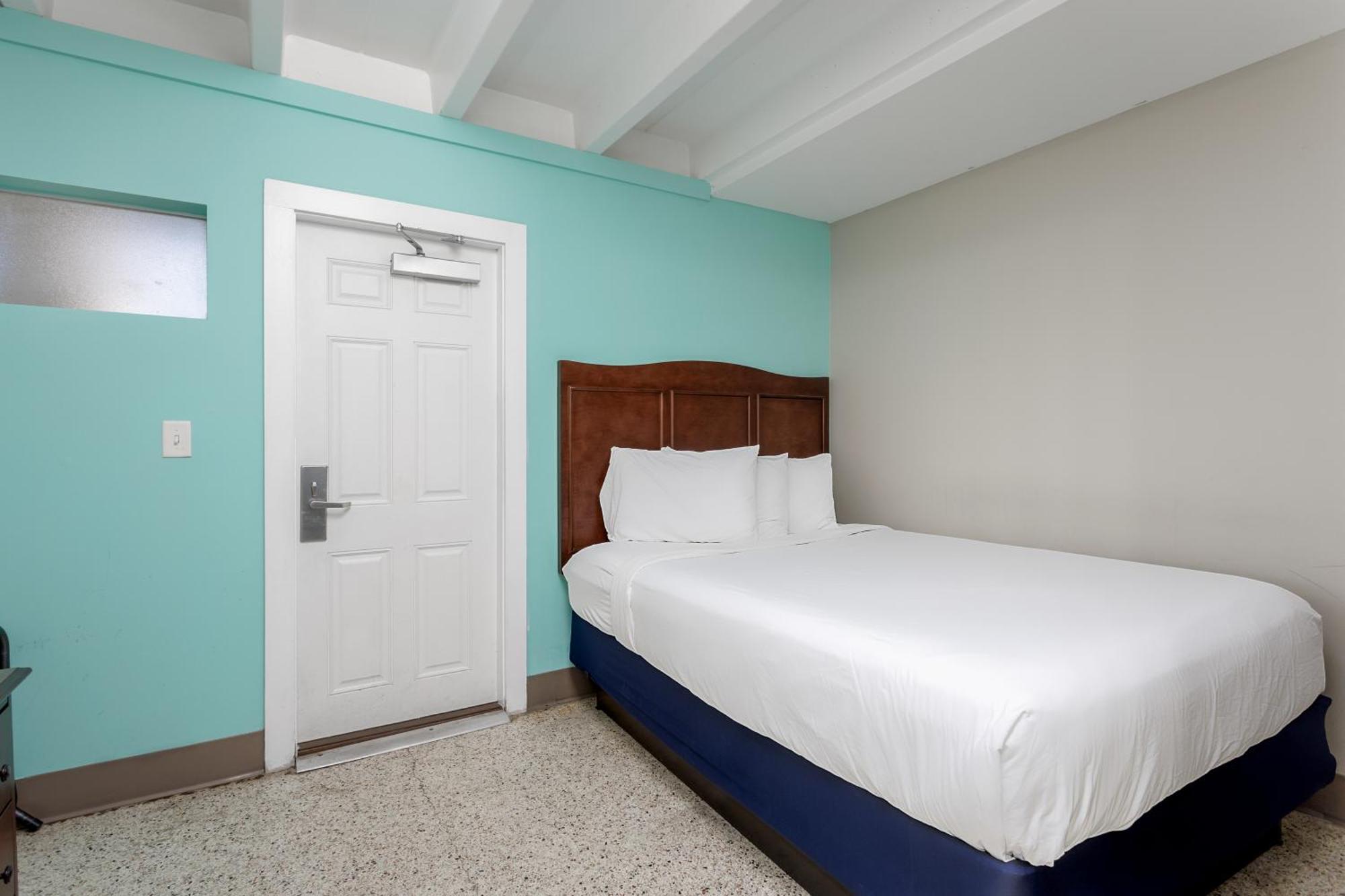 Superior Queen Room