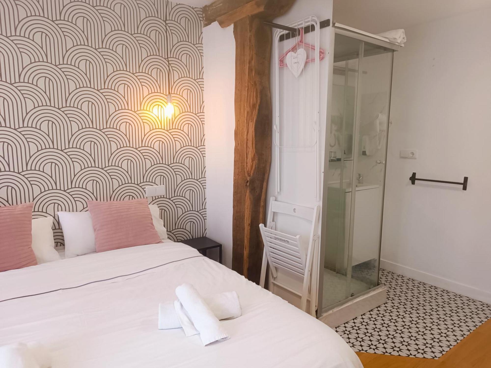 Double Room Shared Toilet